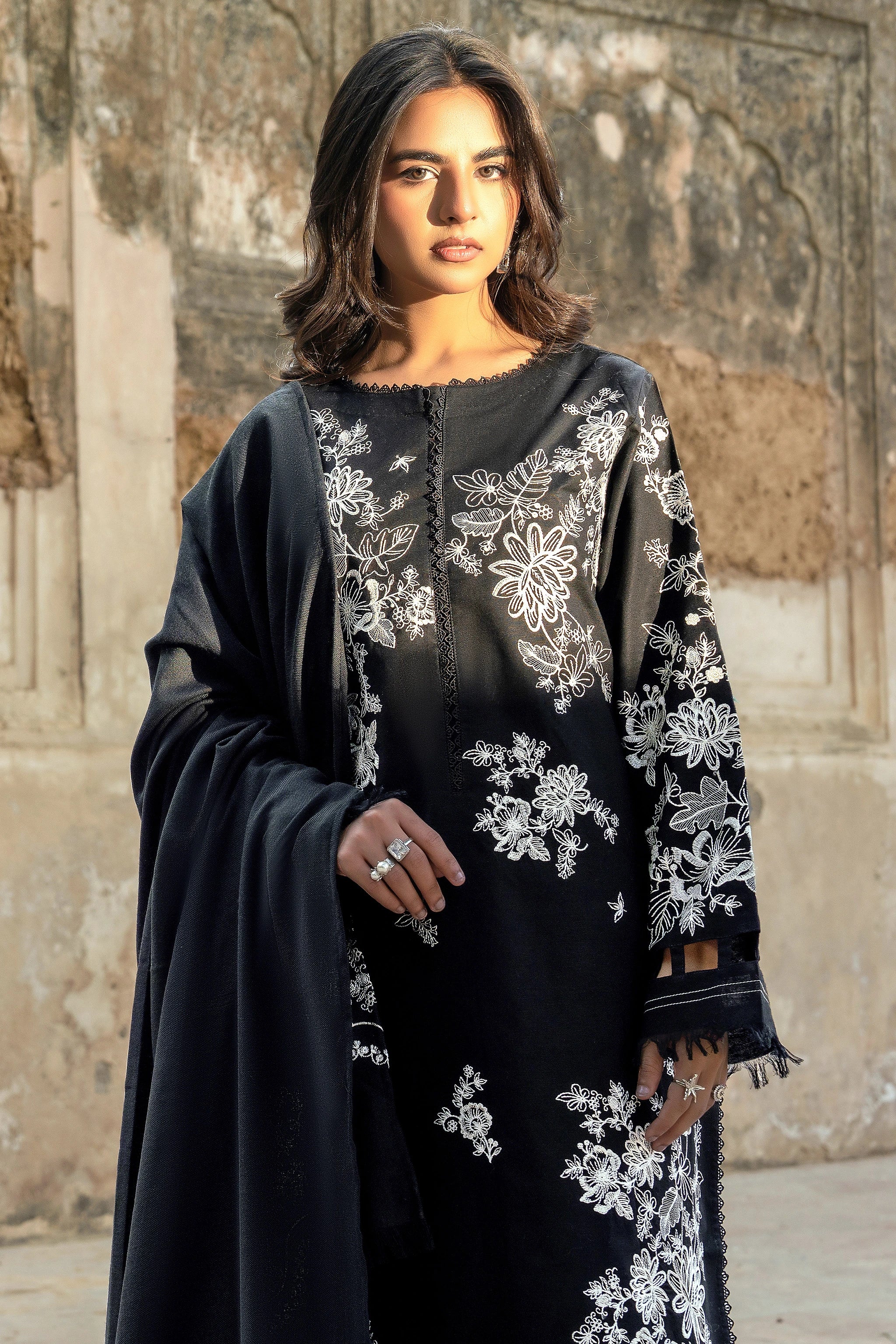 3 Piece Unstitched Dye Warm Naps Black Suit Secondary image