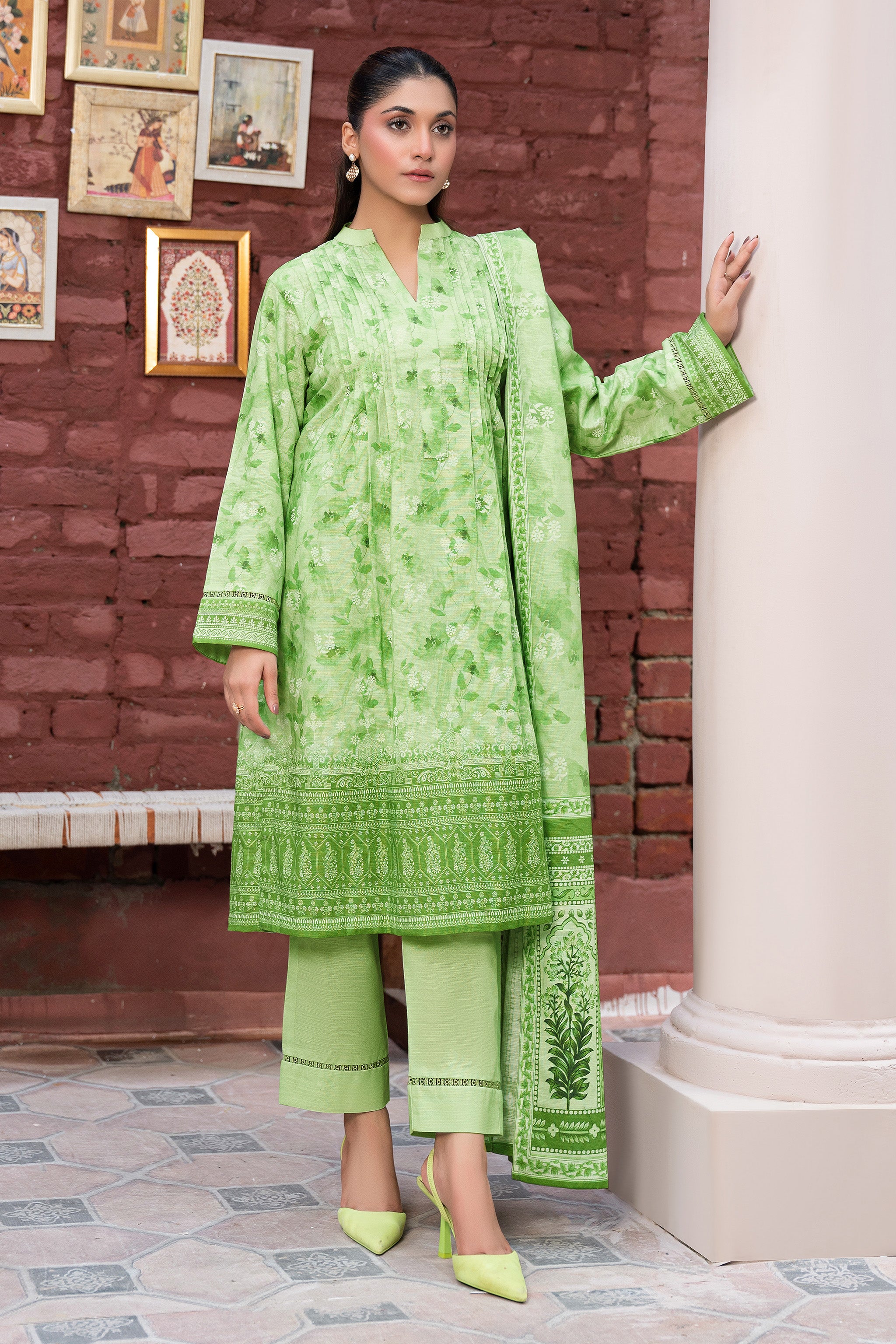 3 Piece Unstitched Green Printed Khaddar Secondary image