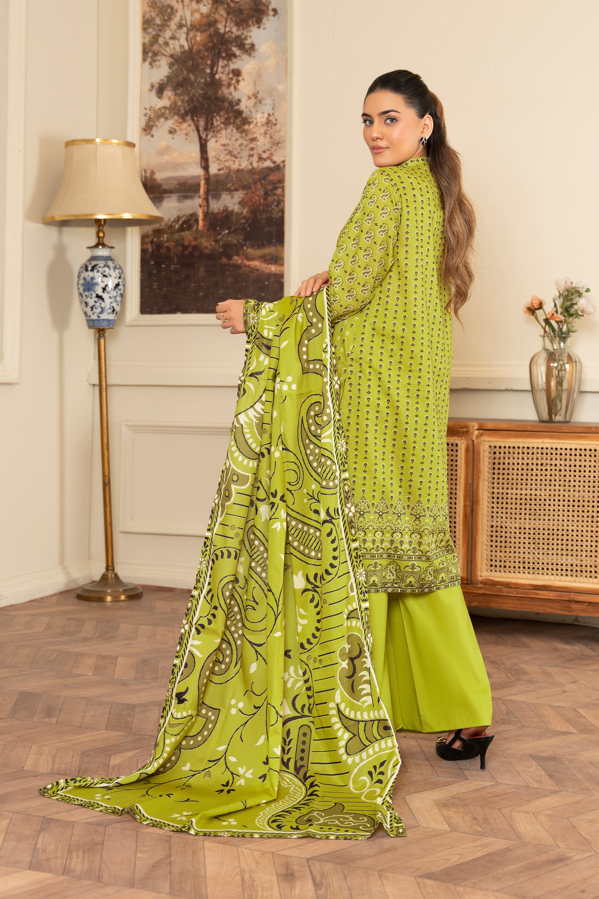 3 Piece Unstitched Green Printed Lawn - (Vol-104/24)3P-S-25-D11 - SAFANOOR