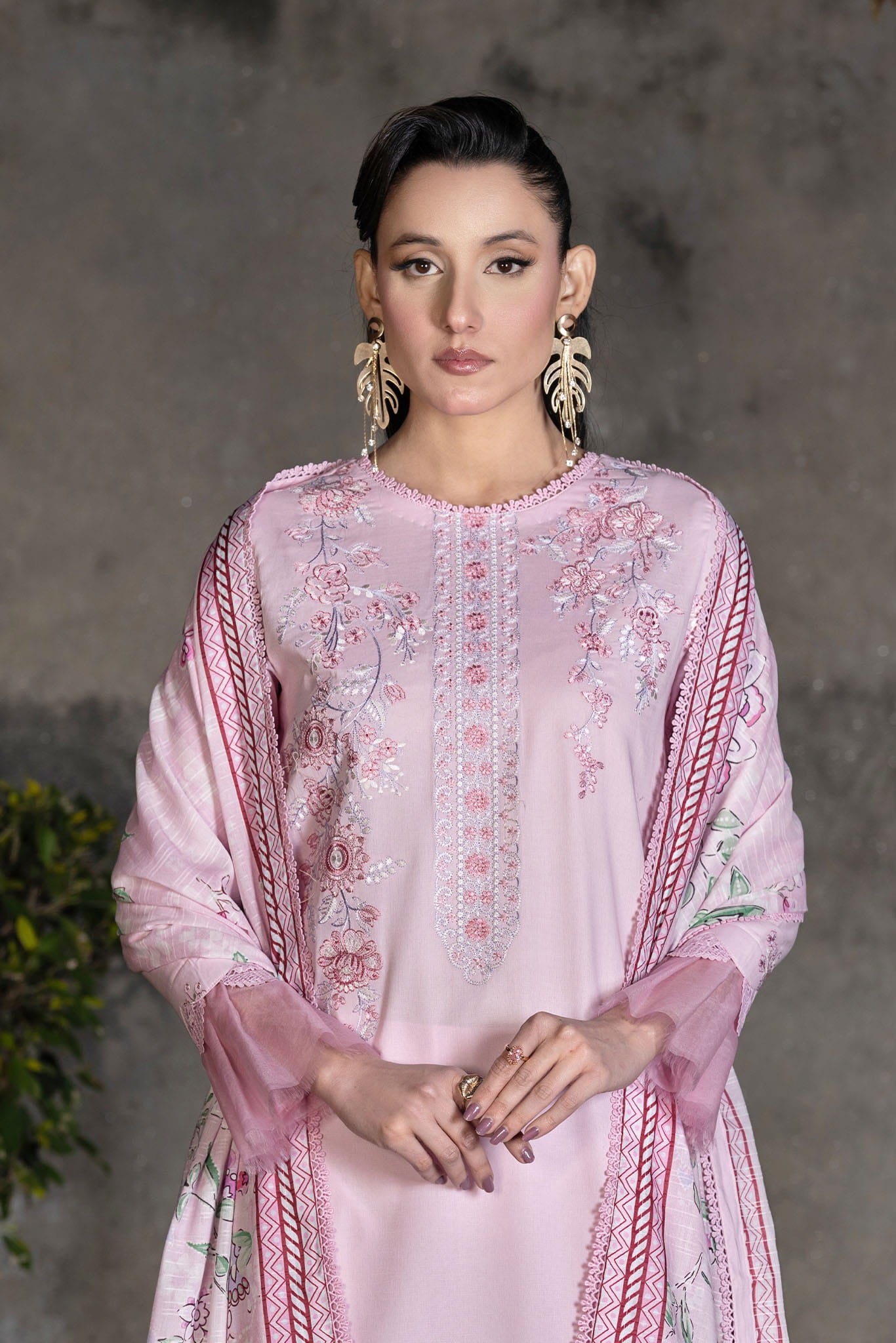 3 Piece Unstitched Light Pink Luxury Embroidered Lawn Secondary image