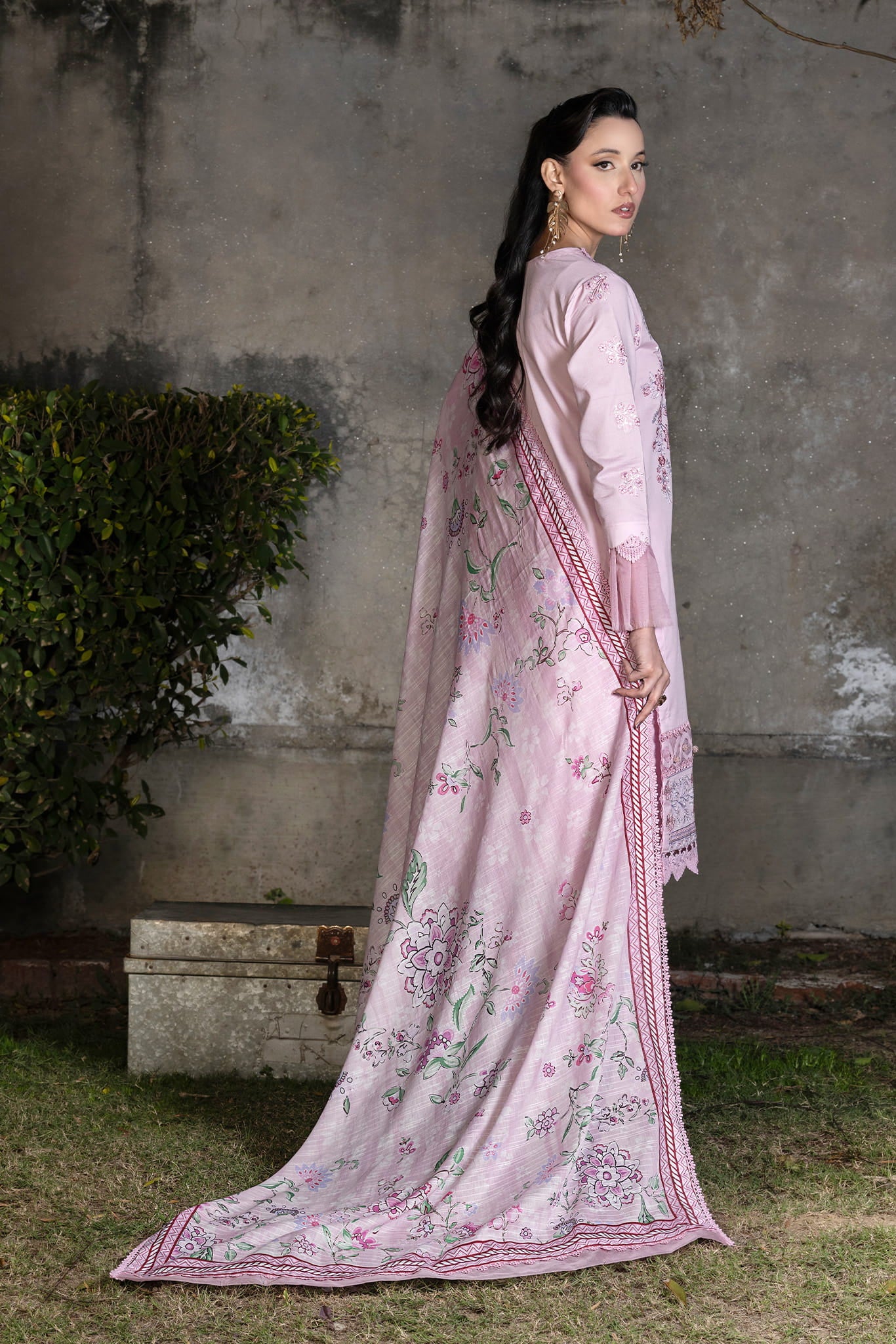 3 Piece Unstitched Light Pink Luxury Embroidered Lawn Suit