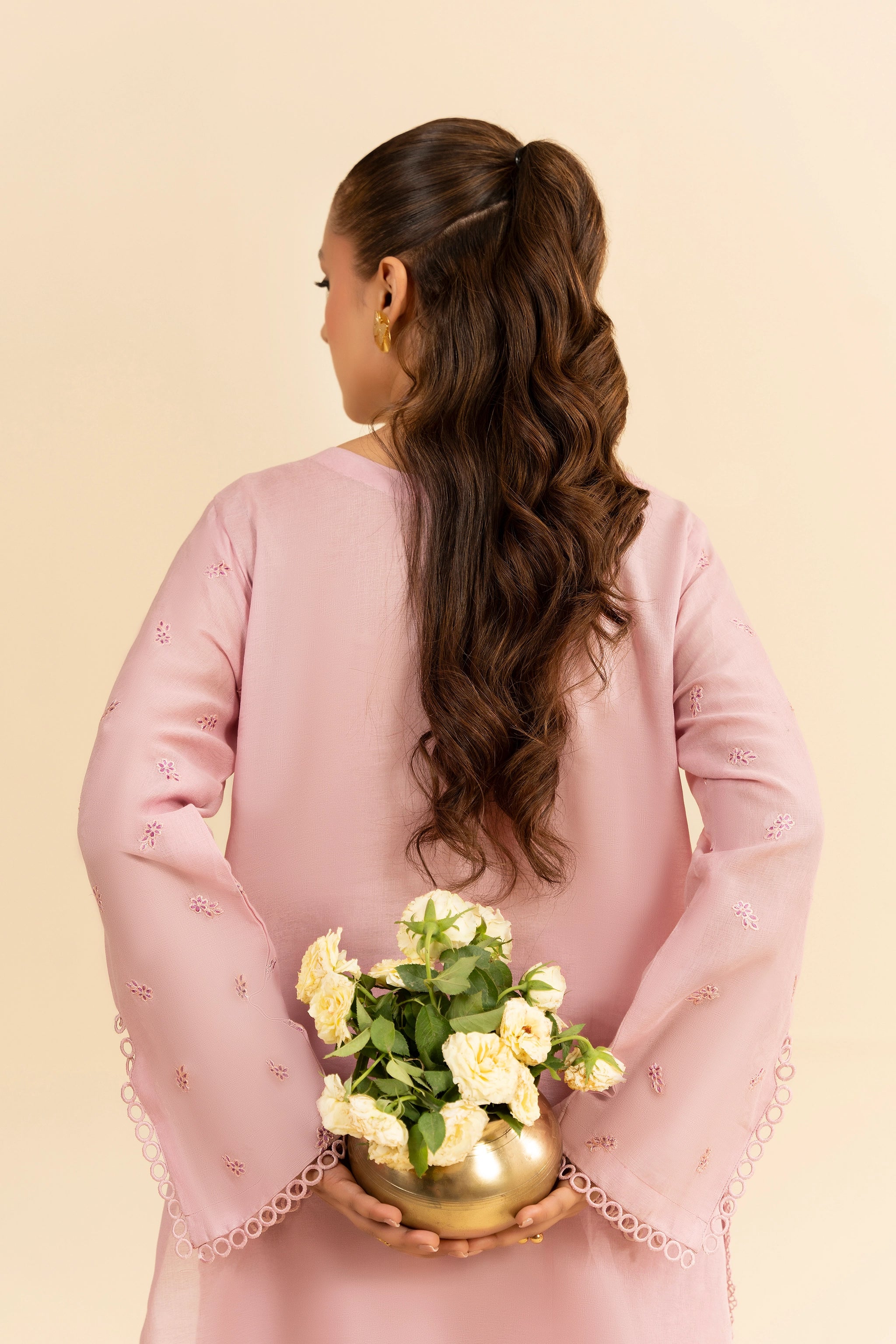 3 Piece Unstitched Light Pink Premium Embroidered Jacquard Lawn Suit By Safa Noor Summer 2026 Dahlia Collection