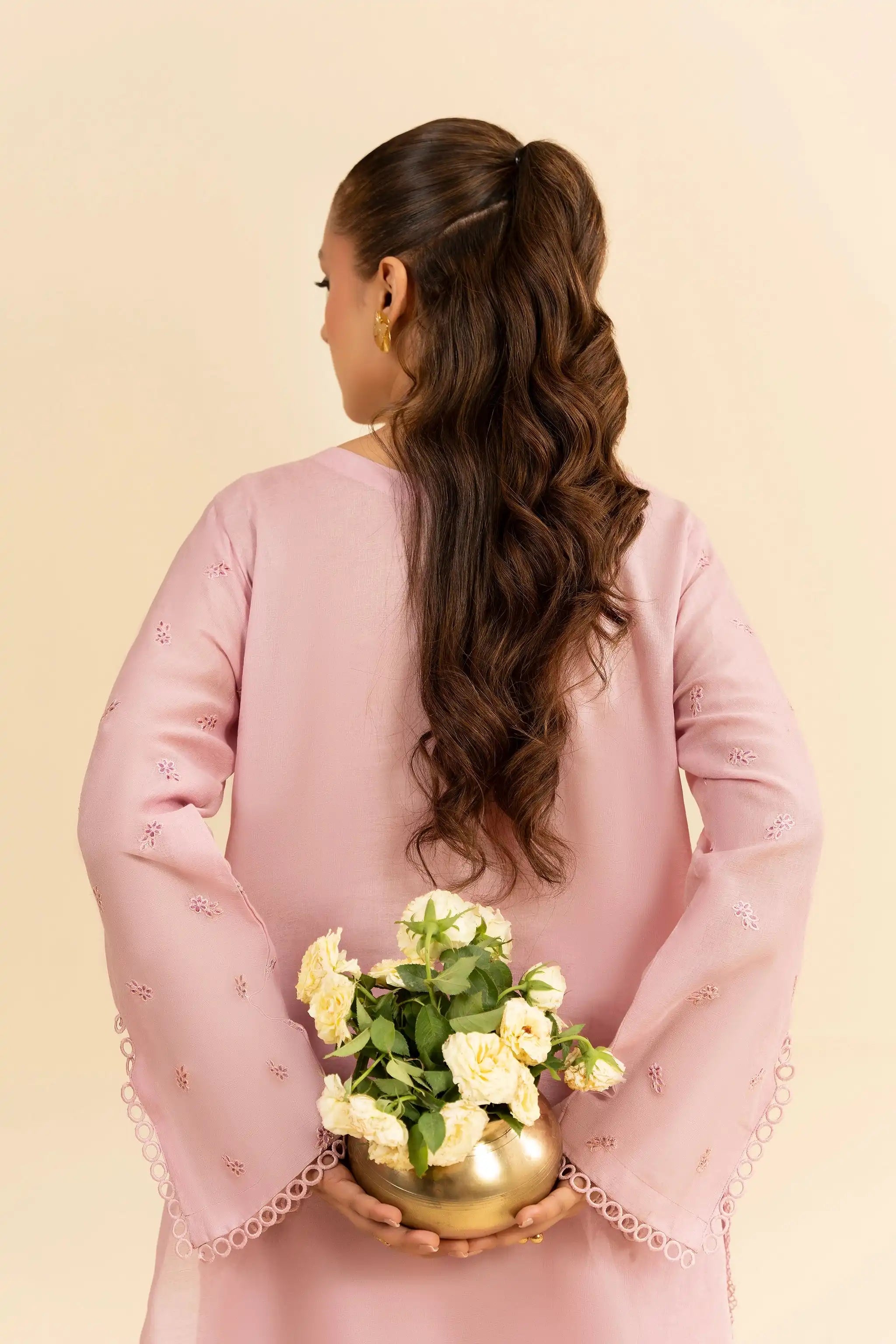 3 Piece Unstitched Light Pink Premium Embroidered Jacquard Lawn Suit By Safa Noor Summer 2026 Dahlia Collection