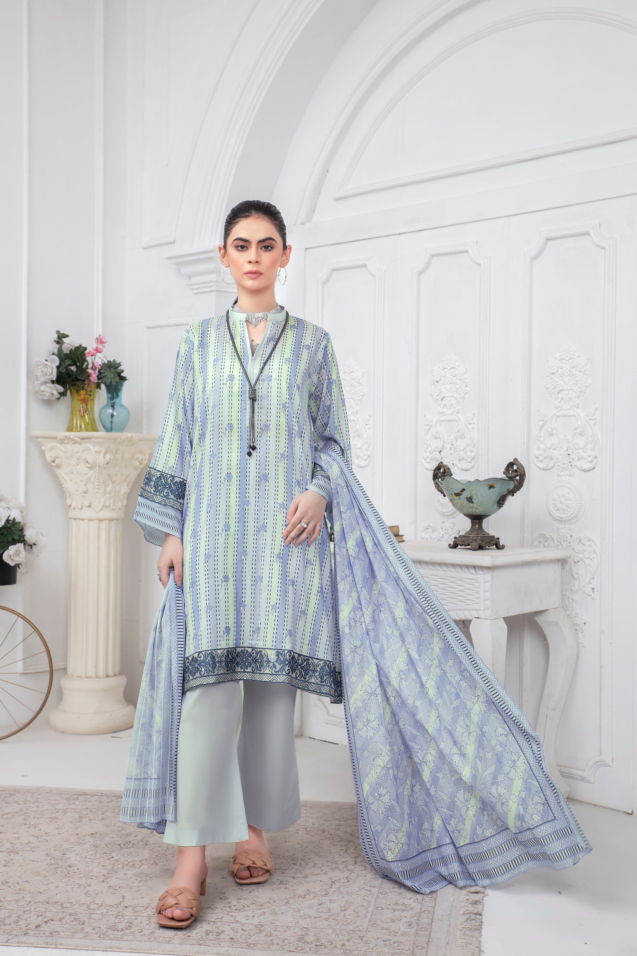 3 Piece Unstitched Light Purple Embroidered Lawn - (Vol-67/17)3P-S-24-D-6 - SAFANOOR