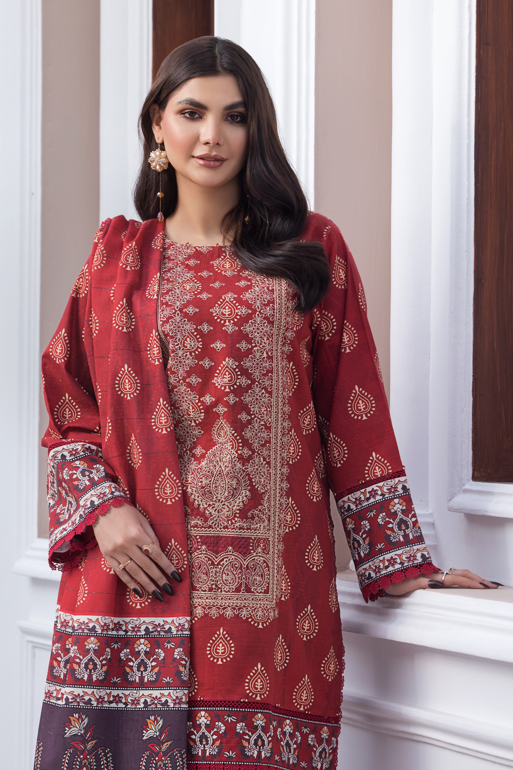 3 Piece Unstitched Maroon Embroidered Khaddar - (Vol-115/08)D5 - SAFANOOOR Main image
