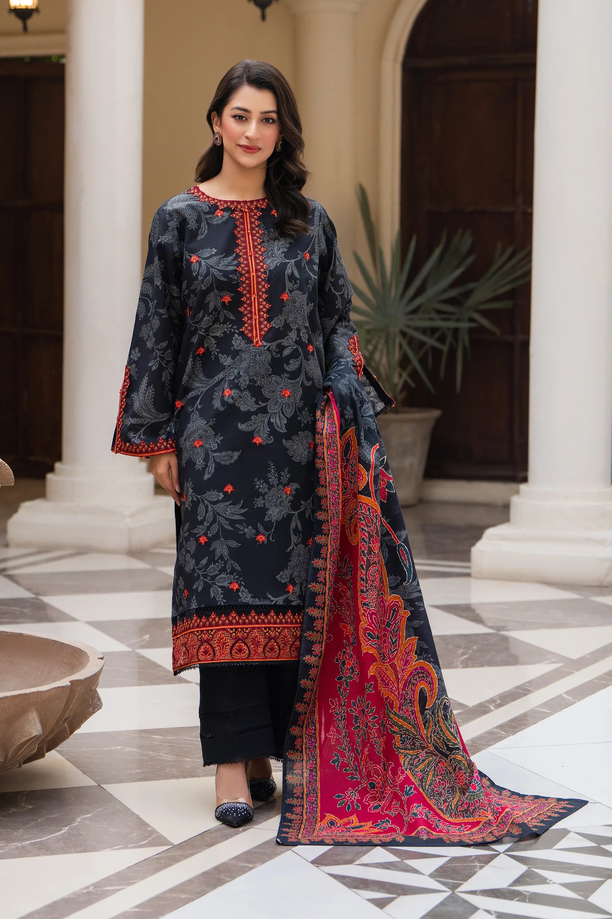 3 Piece Unstitched Naps khaddar Black Suit - Safa Noor