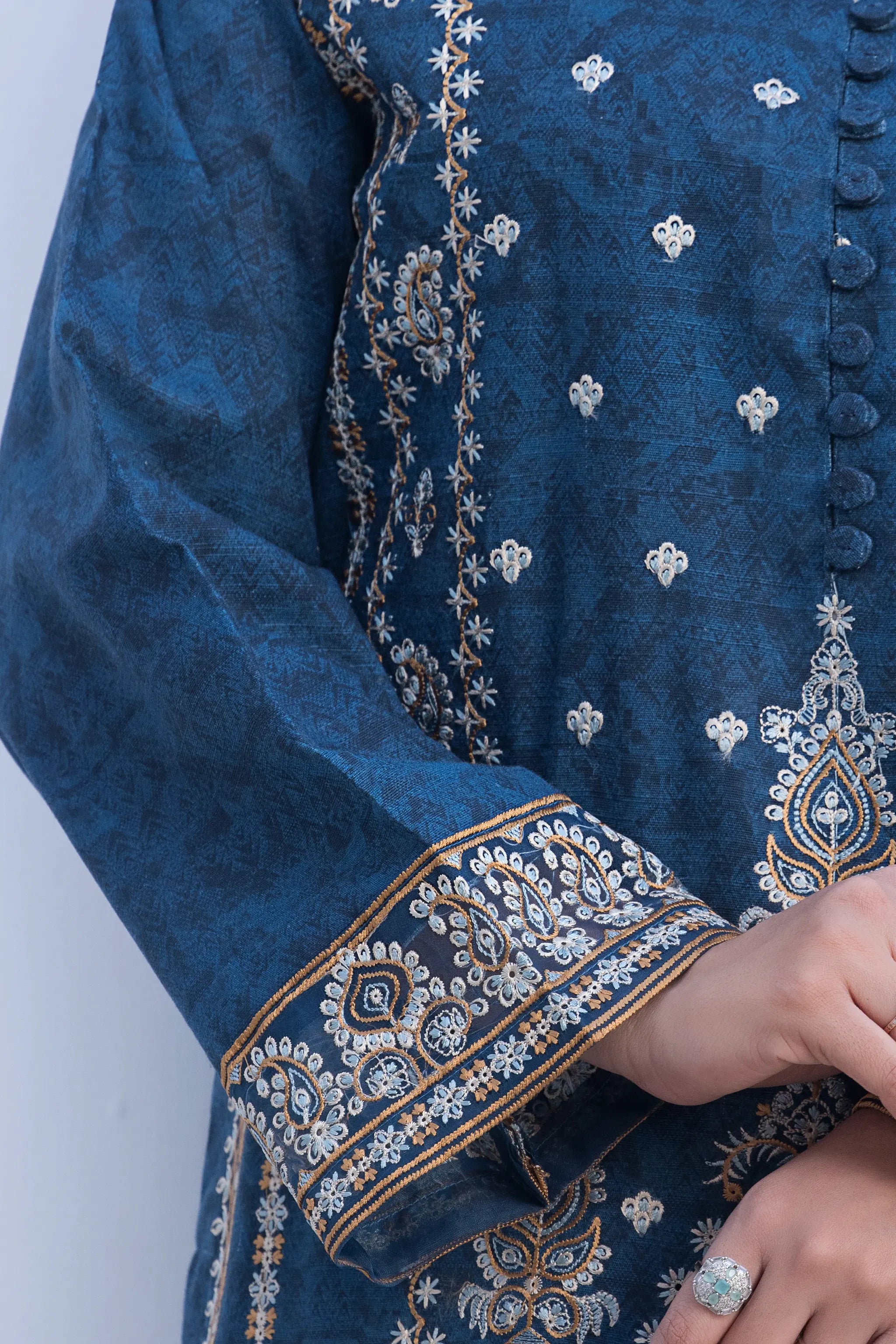 3 Piece Unstitched Naps khaddar Nile Blue Suit - Safa Noor