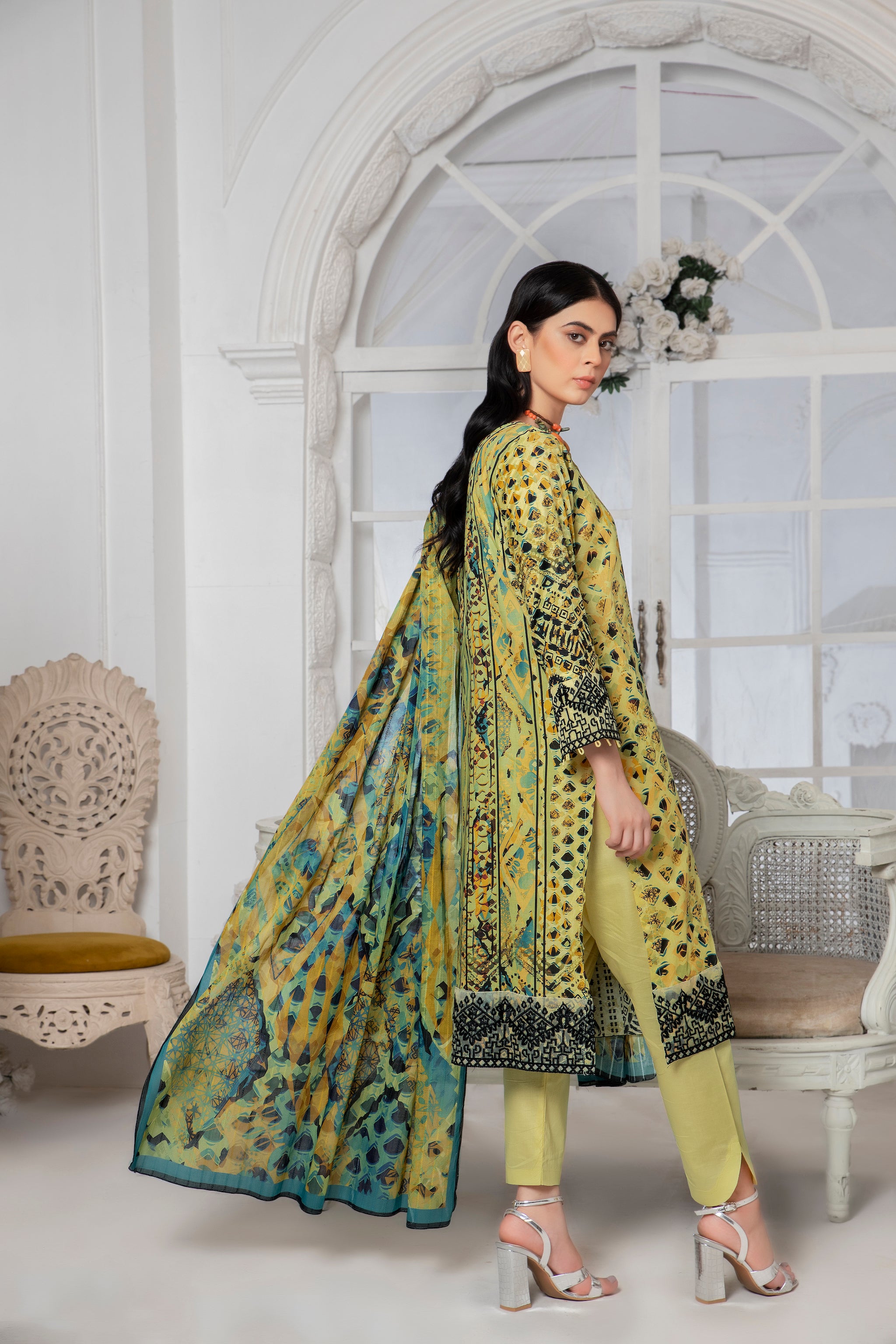 3 Piece Unstitched Olive Embroidered Lawn - (Vol-67/17)3P-S-24-D-9 - SAFANOOR