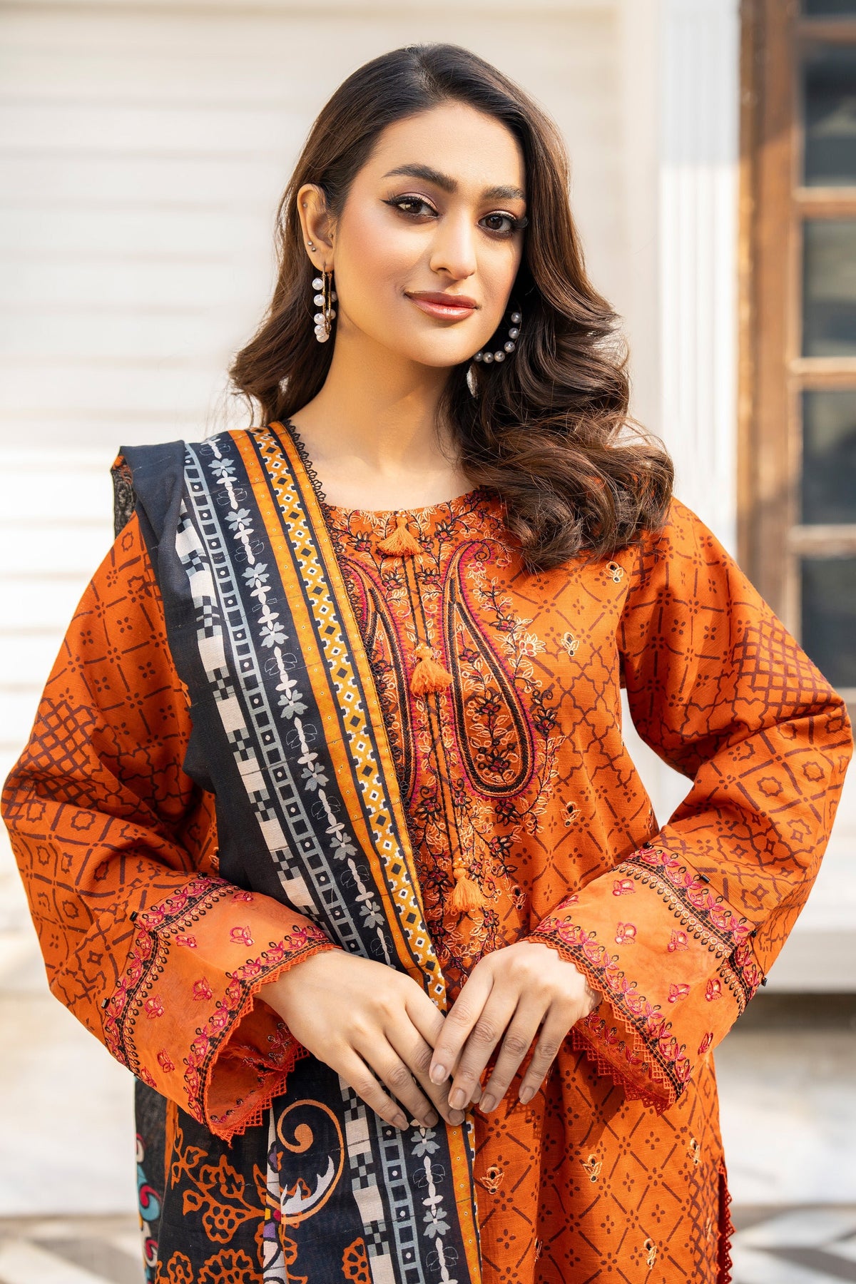 3 Piece Unstitched Orange Embroidered Khaddar - (Vol-115/08)D9 - SAFANOOOR