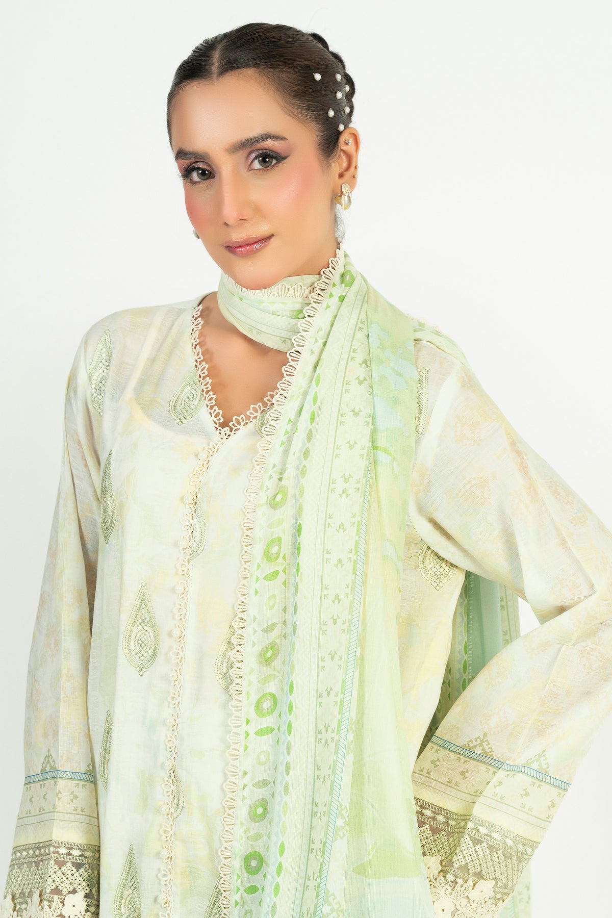 3 Piece Unstitched Panache Embroidered Lawn - (Vol-105/06)3P-S-25-D10 - SAFANOOR Main image