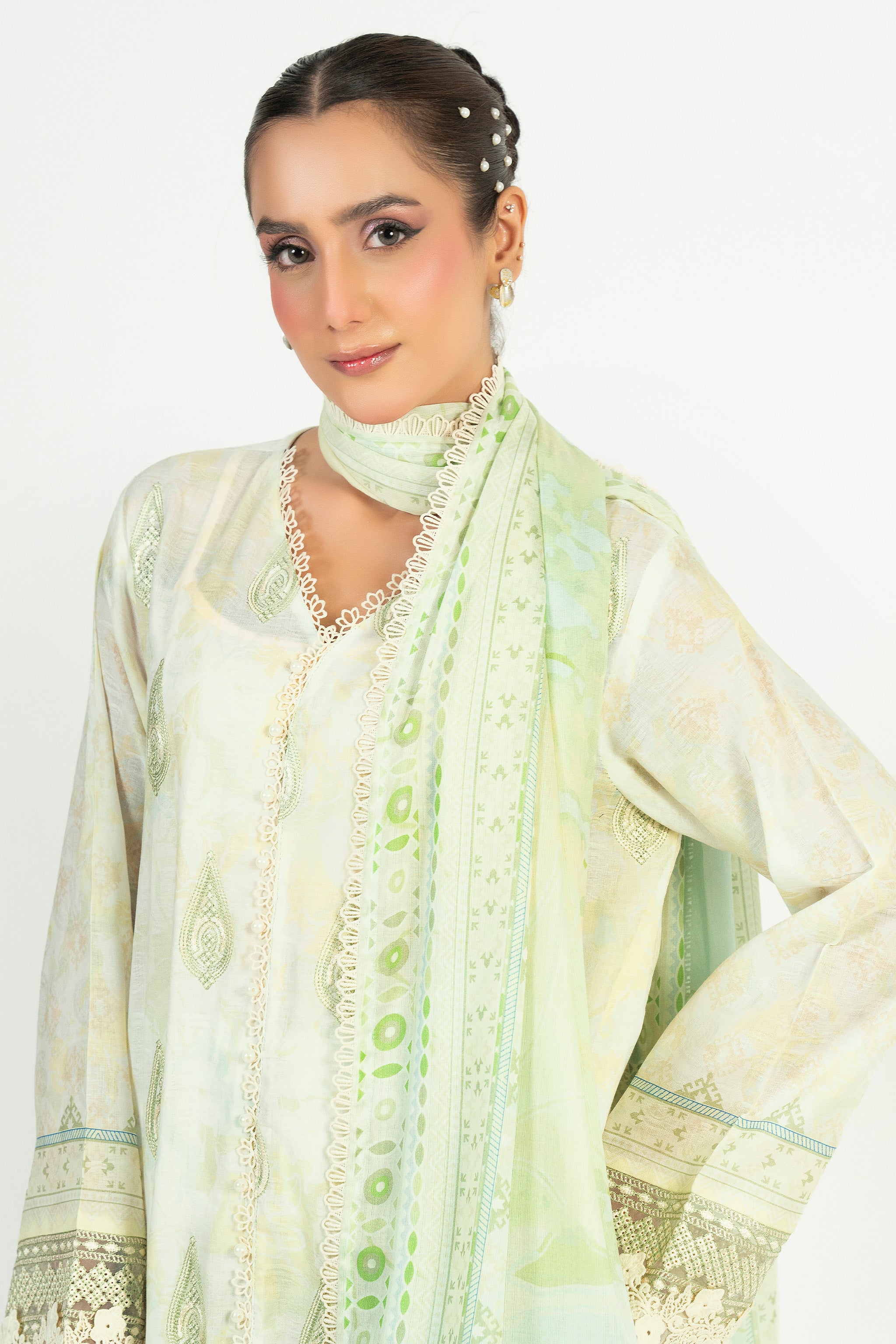 3 Piece Unstitched Panache Embroidered Lawn - (Vol-105/06)3P-S-25-D10 - SAFANOOR