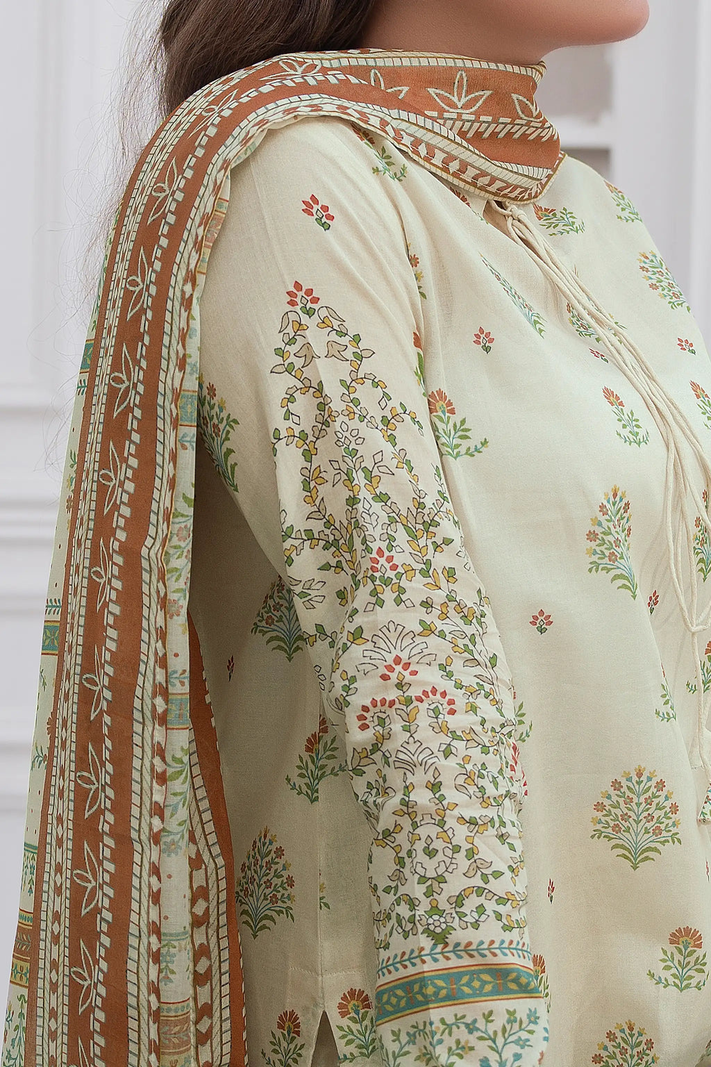 3 Piece Unstitched Pearl Premium Printed Lawn Suit by Safa Noor Nigaah Collection Summer 2026