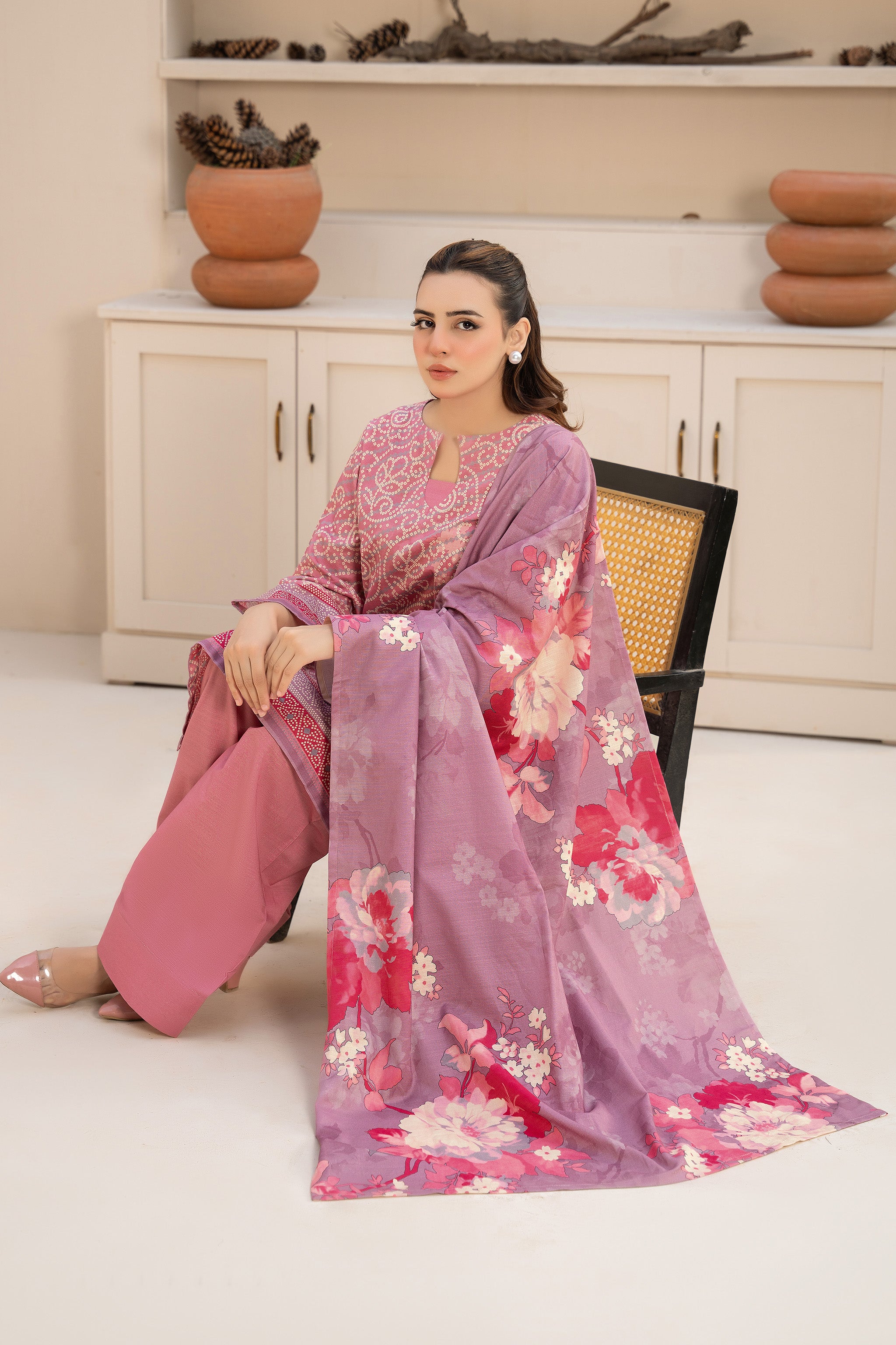 3 Piece Unstitched Pink Printed Khaddar - (Vol-111/10)D2 - SAFANOOOR