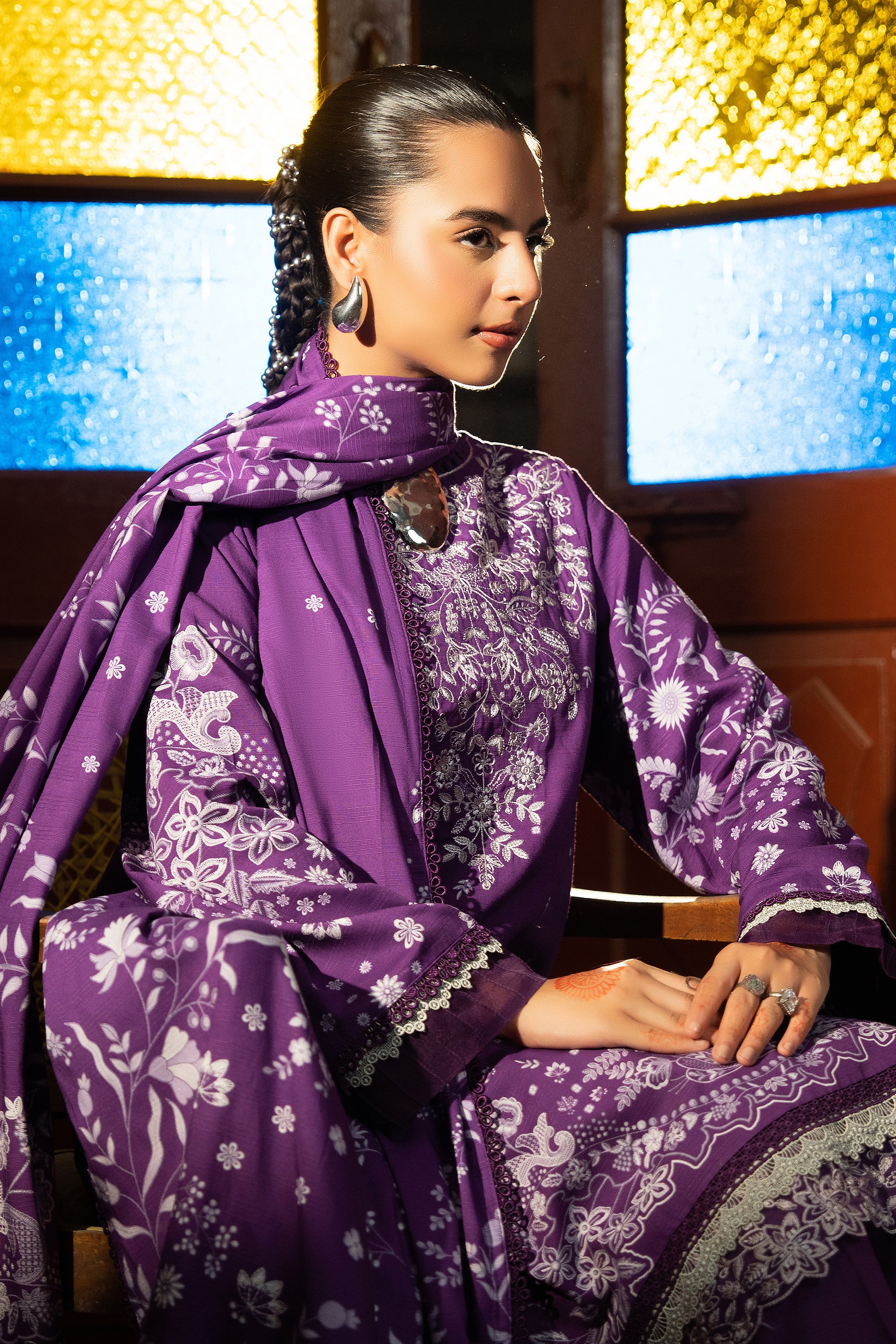 3 Piece Unstitched Purple Embroidered Linen - (Vol-113/01)D9 - SAFANOOOR Main image