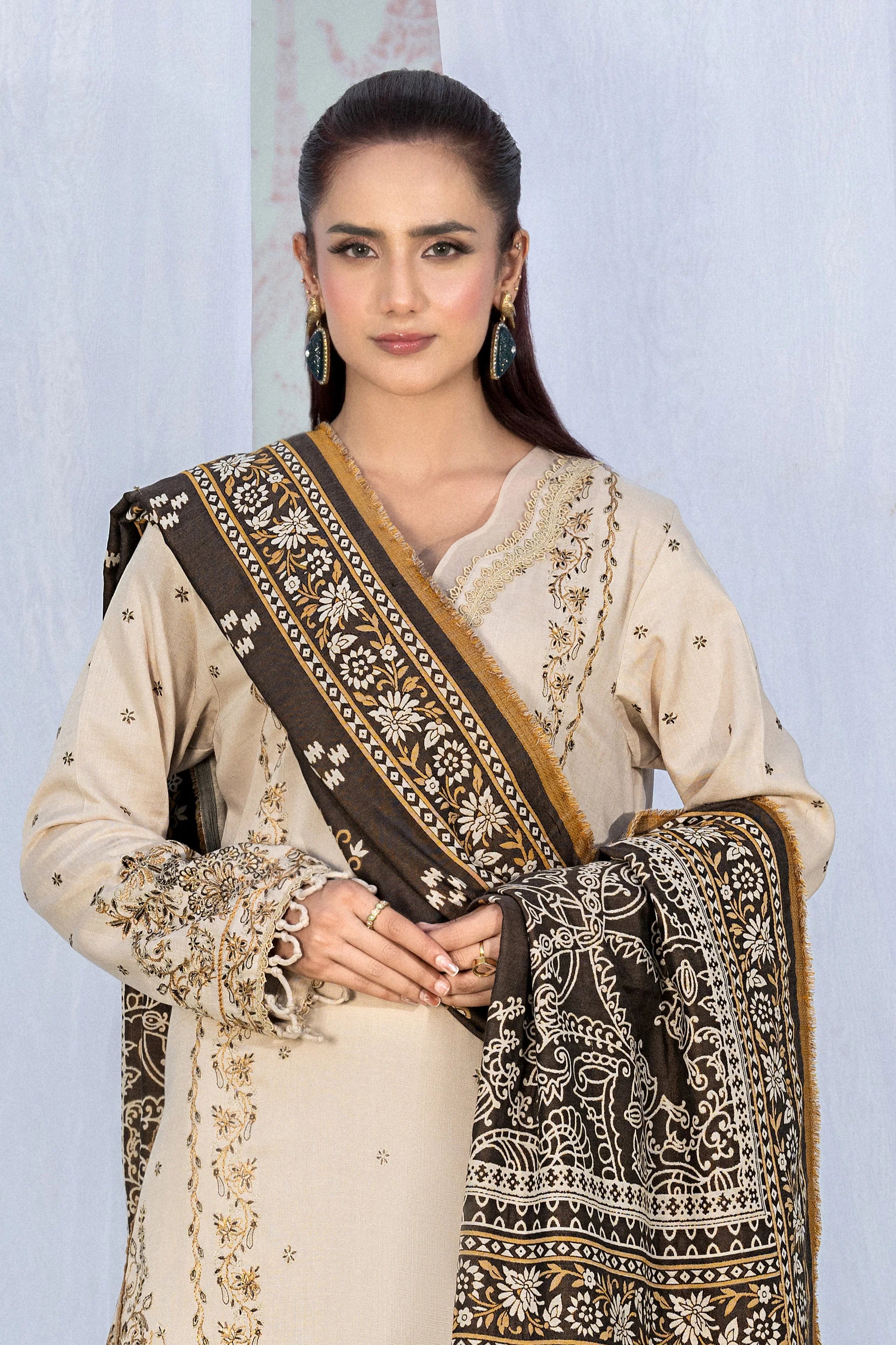 3 Piece Unstitched Texture Dye Bone Embroidered Suit