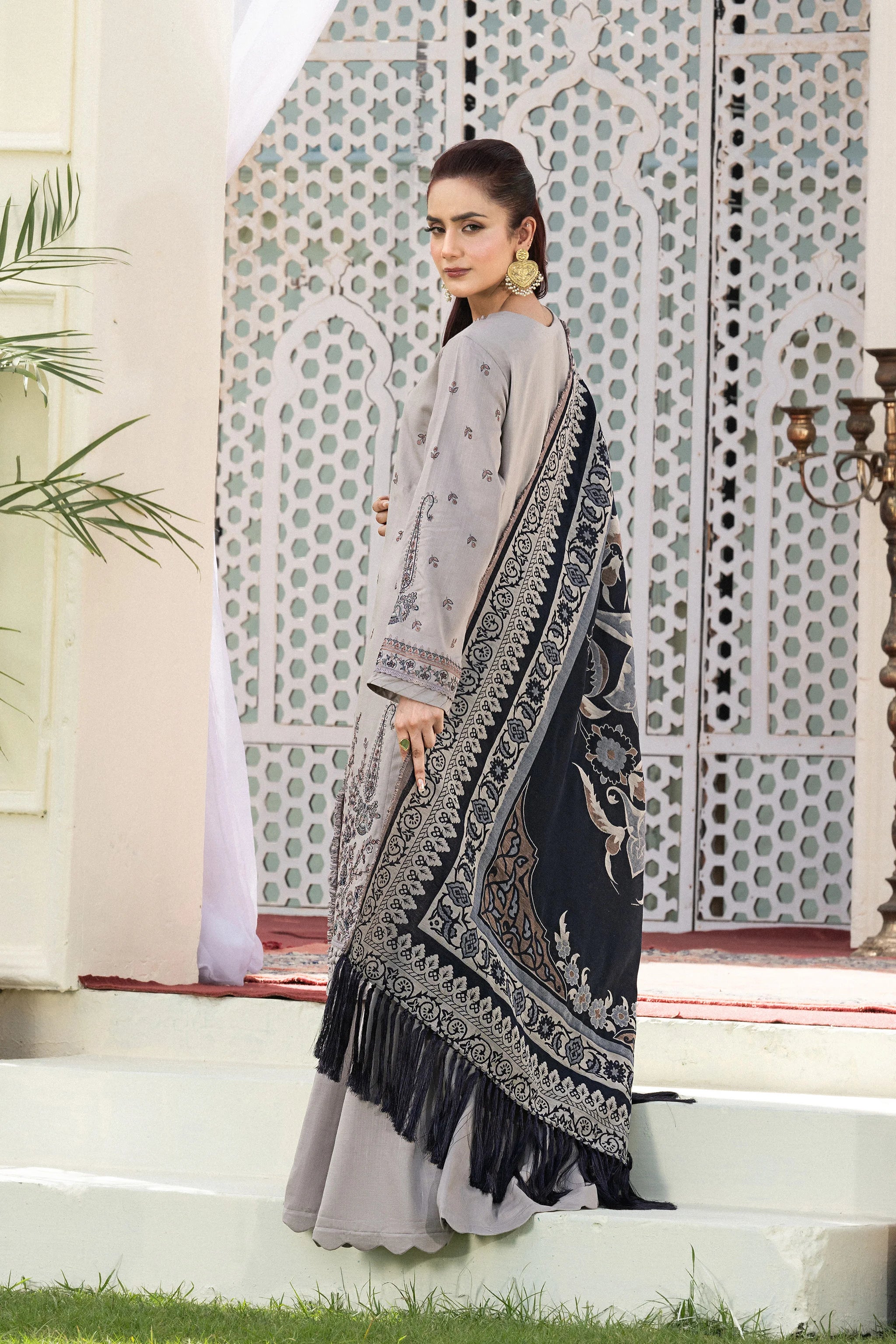 3 Piece Unstitched Texture Dye Gray Embroidered Suit