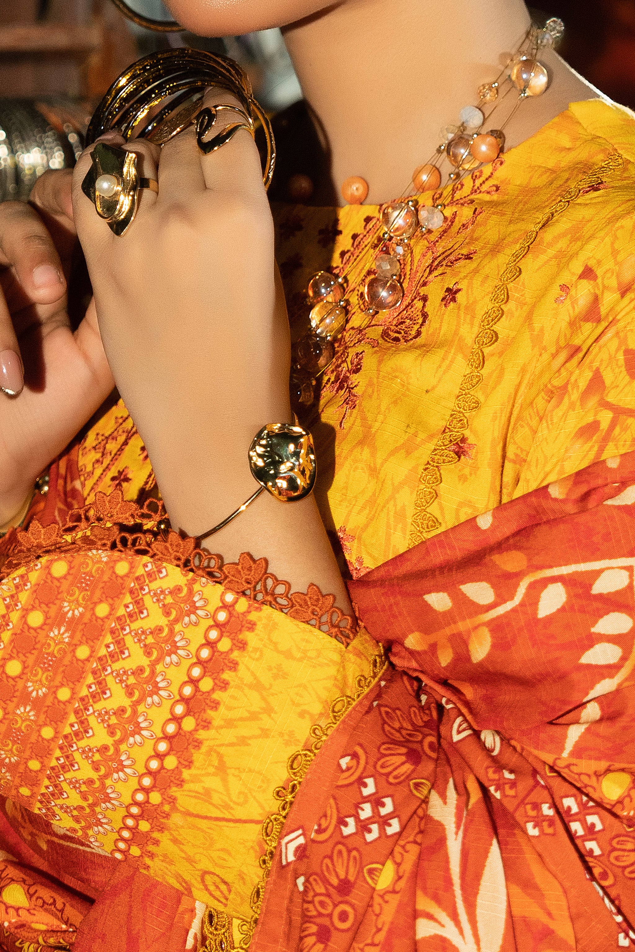 3 Piece Unstitched Yellow Embroidered Linen - (Vol-113/01)D5 - SAFANOOOR