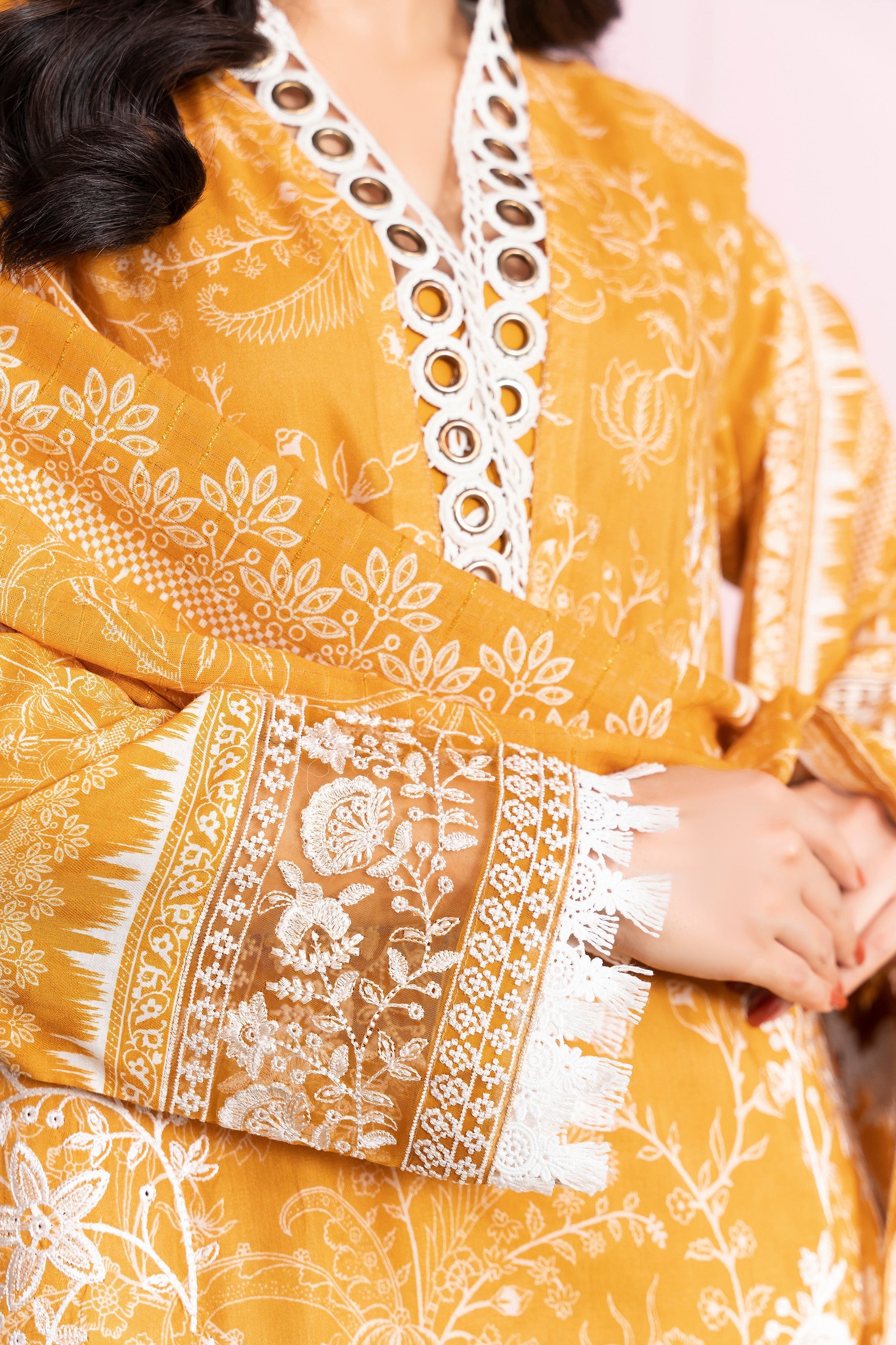 3 Piece Unstitched Yellow Printed Lawn - (Vol-107/09)3P-S-25-D2 - SAFANOOR