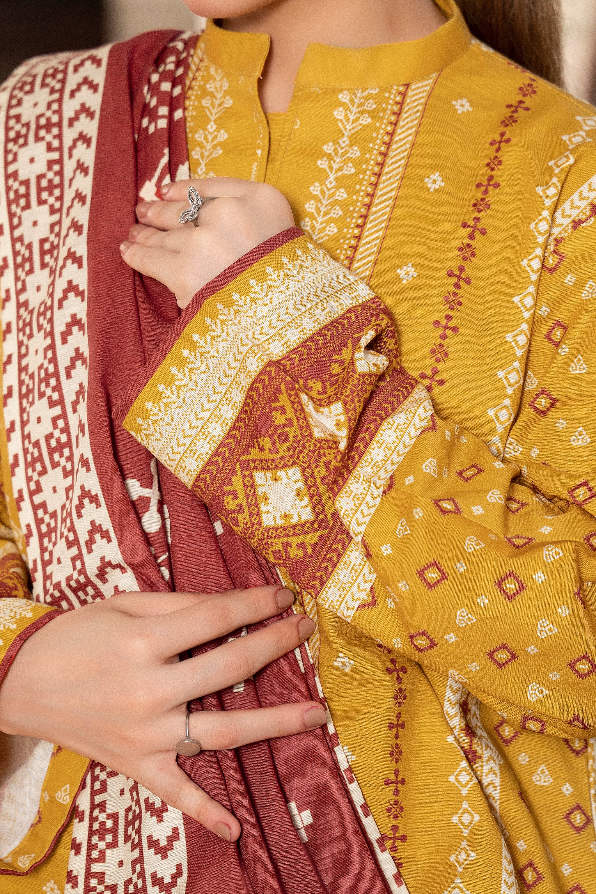 3 Piece Yellow Unstitched Printed Khaddar - (Vol-109/09)D5 - SAFANOOR
