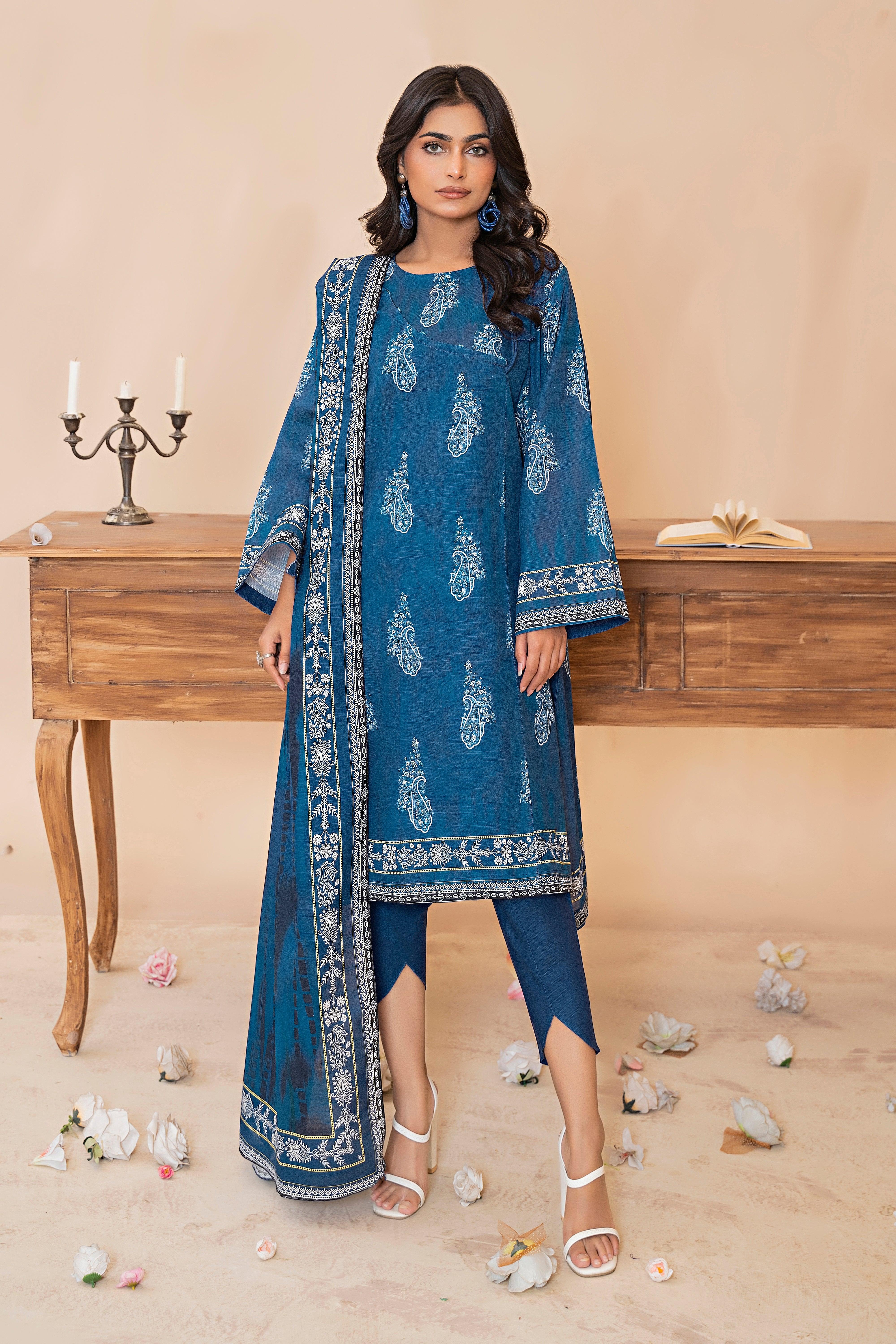 3 Piece Classic Blue Khaddar Unstitched - (Vol-79/11)3P-W-24-D-5 - SAFANOOR