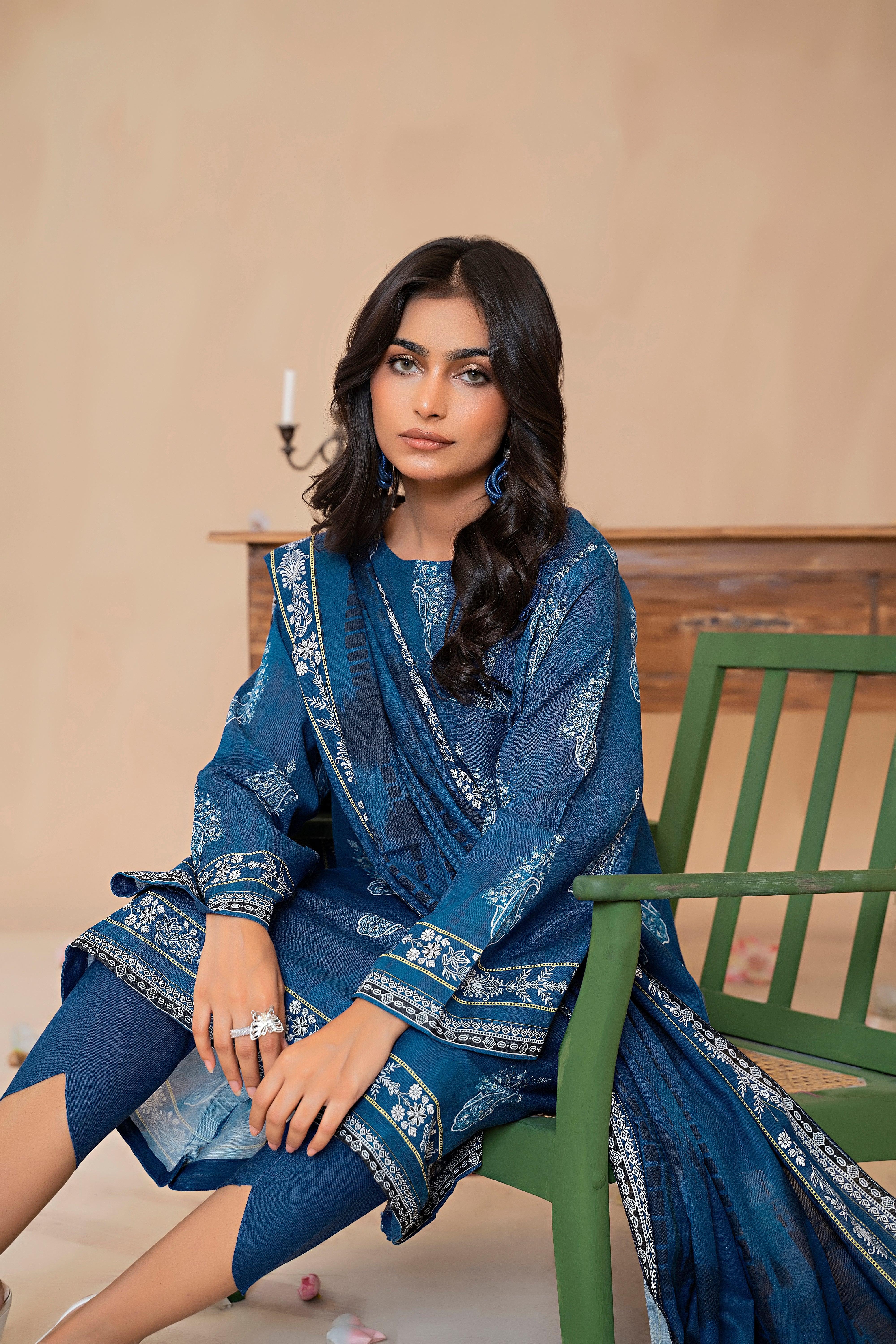 3 Piece Classic Blue Khaddar Unstitched - (Vol-79/11)3P-W-24-D-5 - SAFANOOR