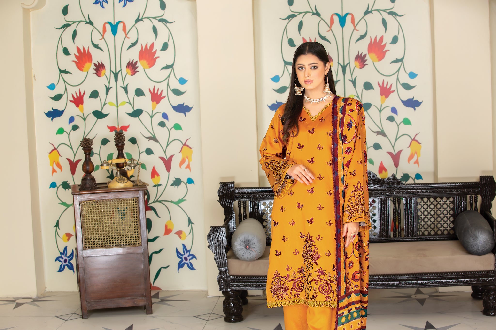 AFSANEH / 3PCS / EMBROIDERED TWILL MARINA WINTER 2023 BY SAFANOOR