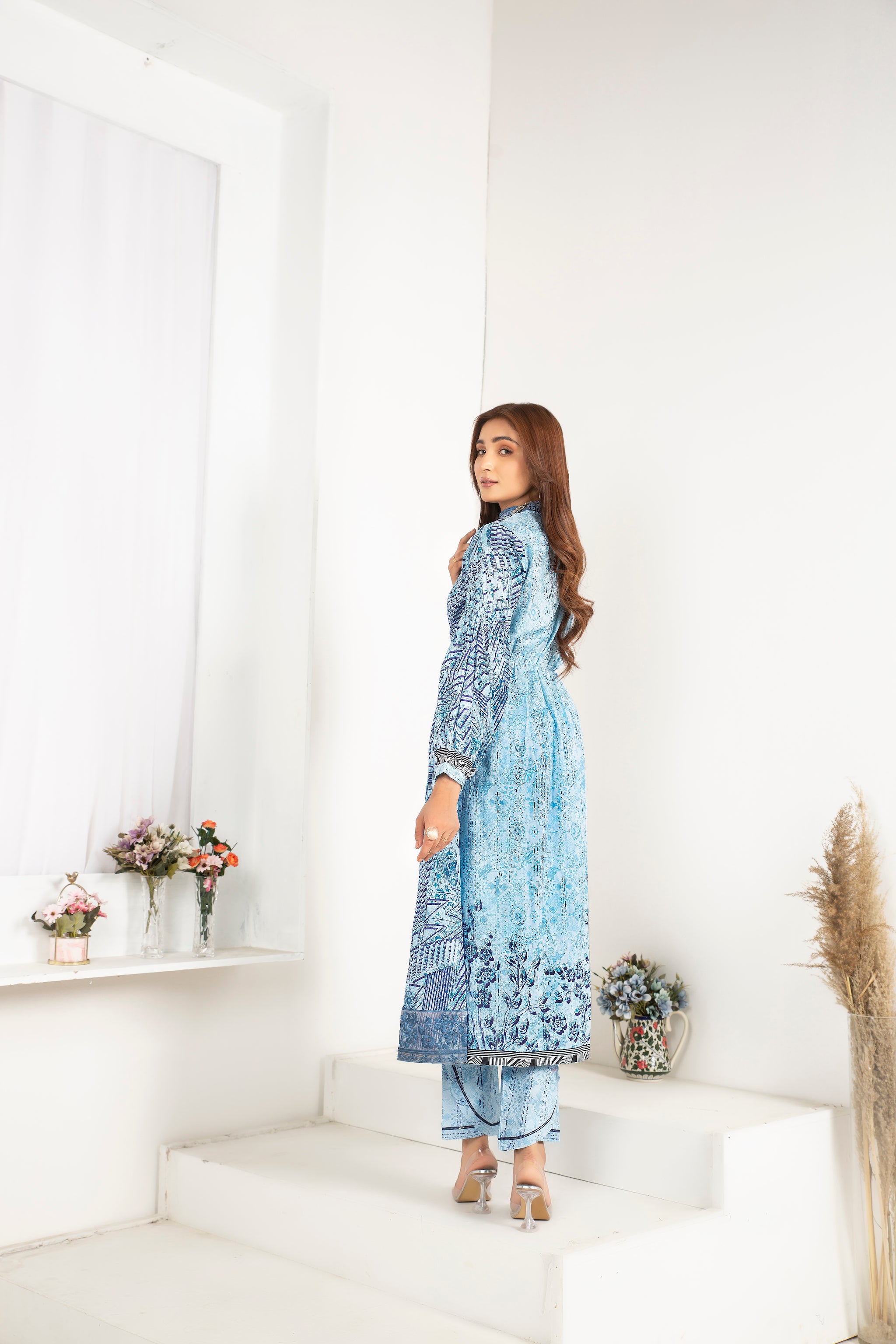 MAHROSH COLLECTION / 2PCS UNSTITCHED / PRINTED EMBROIDERED LAWN SUMMER 24