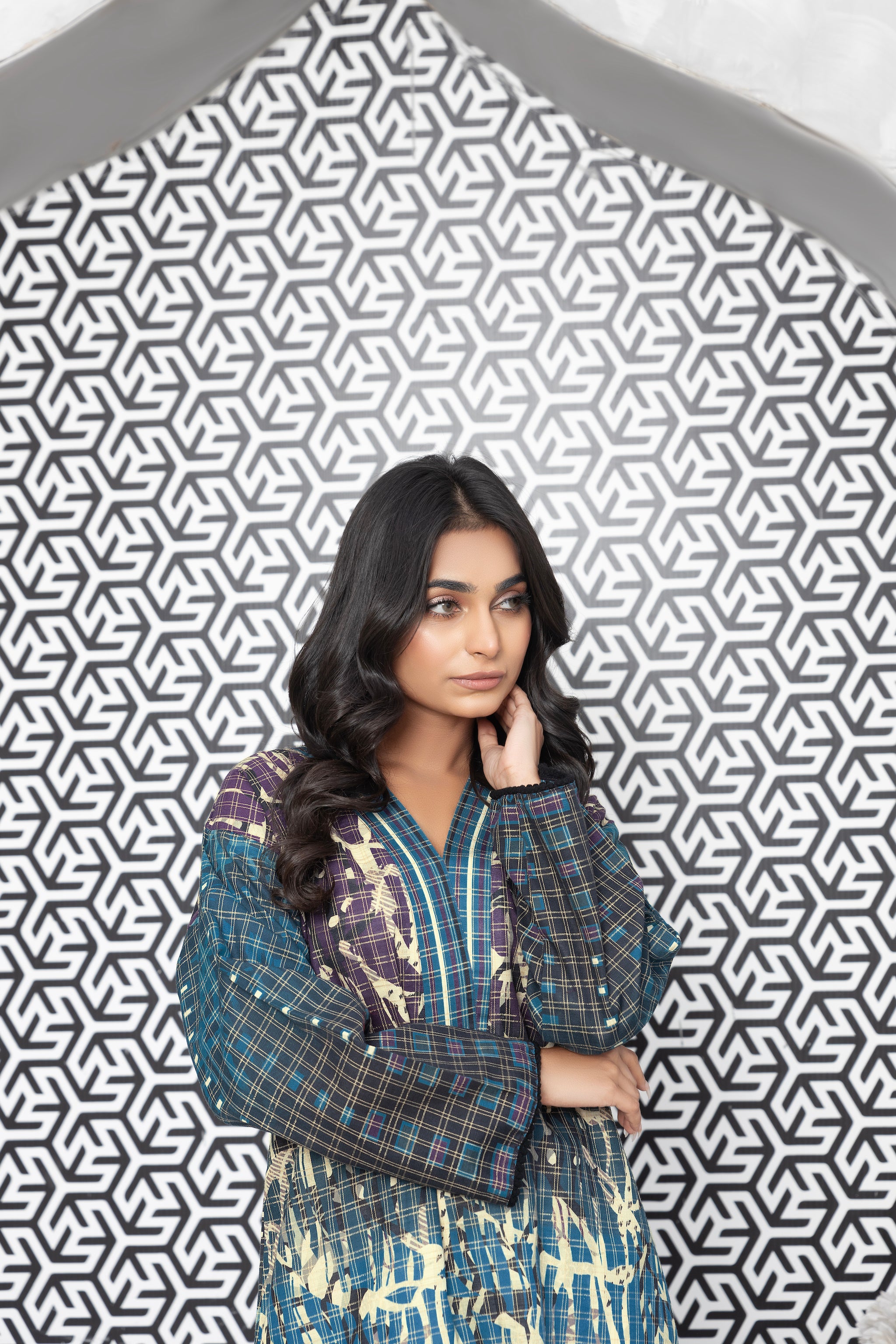 Grid Khaddar Unstitched 1 Piece Multi - (Vol-54/07)1P-W-23-D-13 - SAFANOOR