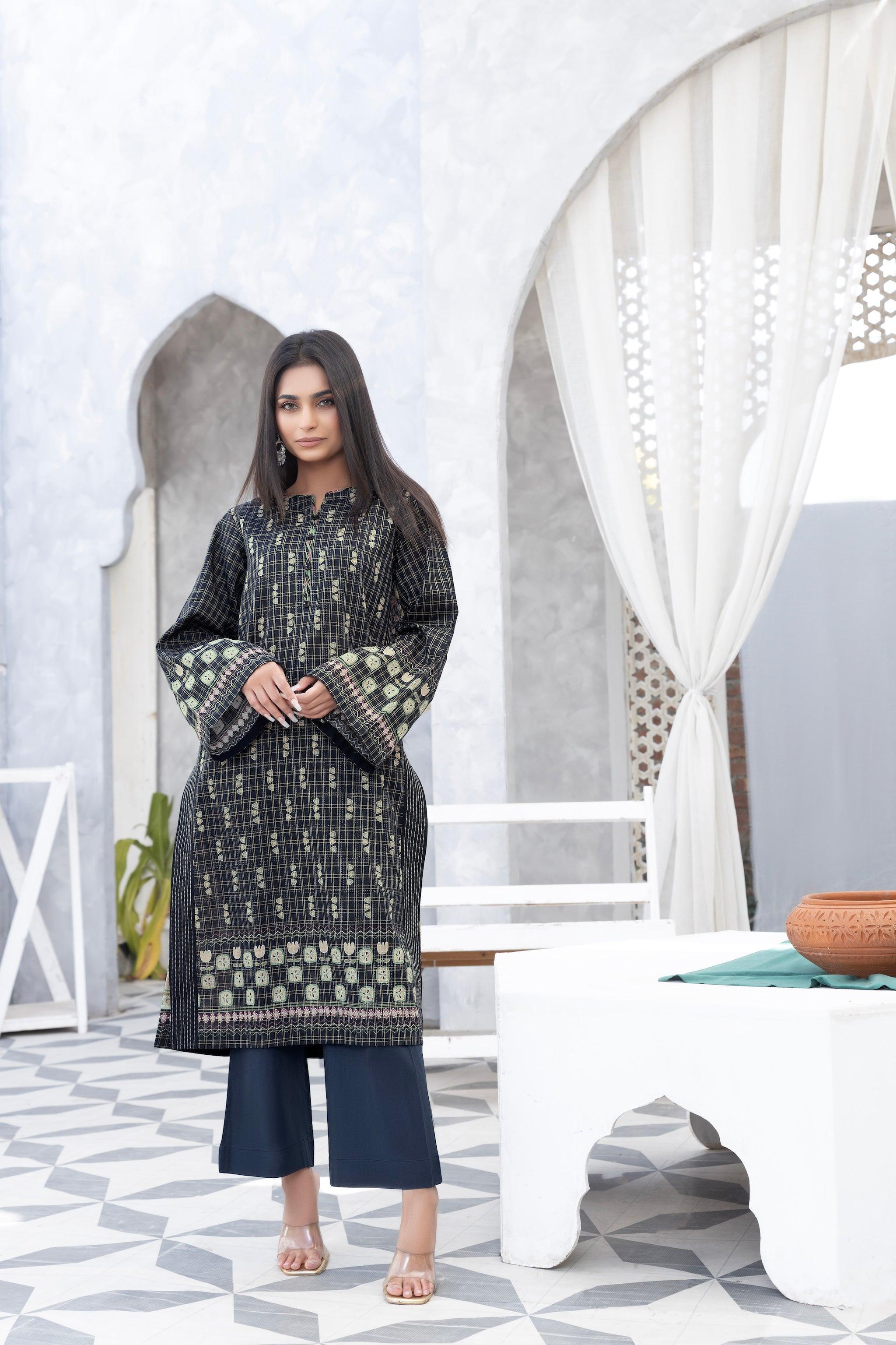 Grid Khaddar Unstitched 1 Piece Navy Blue - (Vol-54/07)1P-W-23-D-5 - SAFANOOR