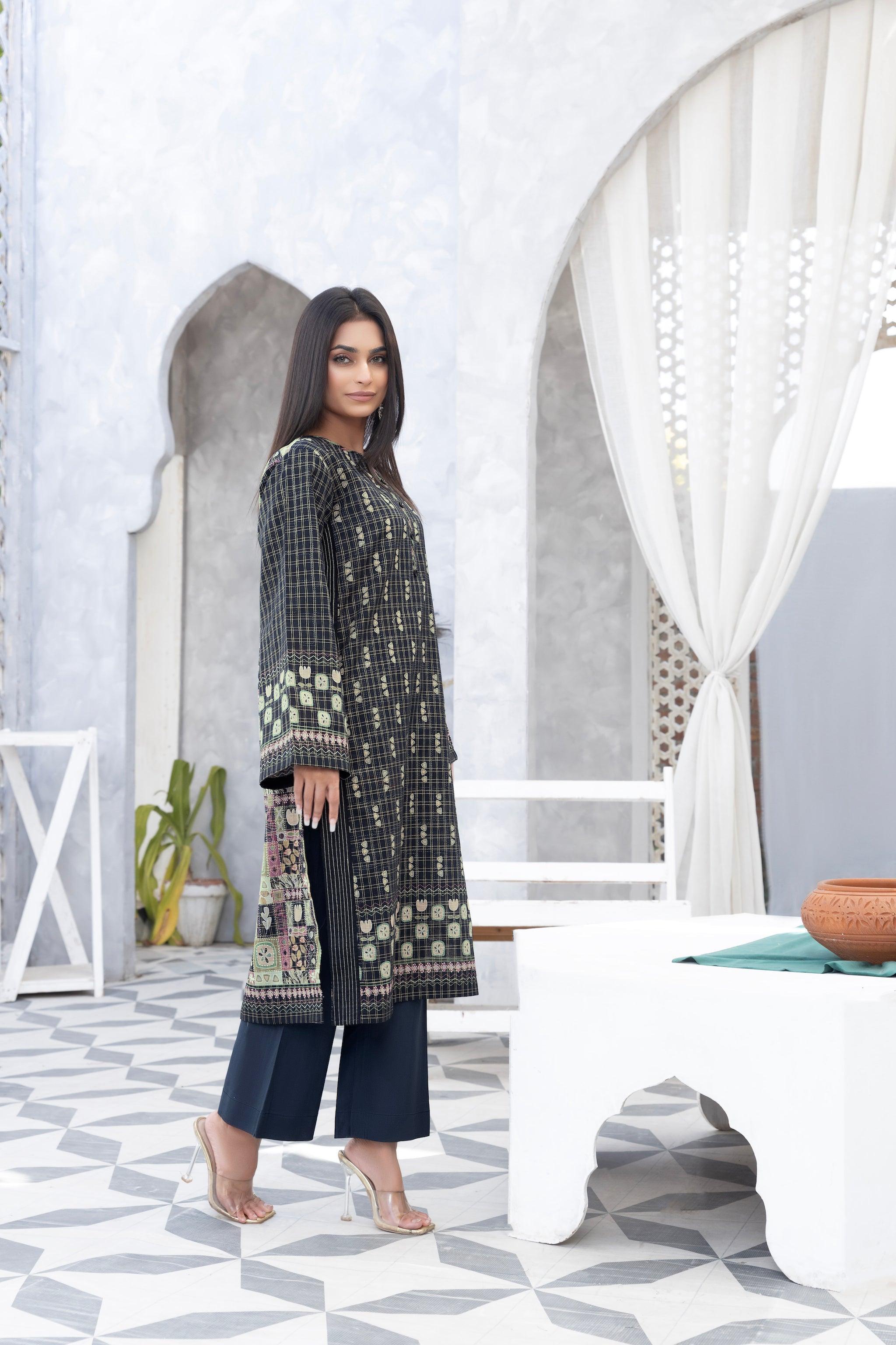 Grid Khaddar Unstitched 1 Piece Navy Blue - (Vol-54/07)1P-W-23-D-5 - SAFANOOR