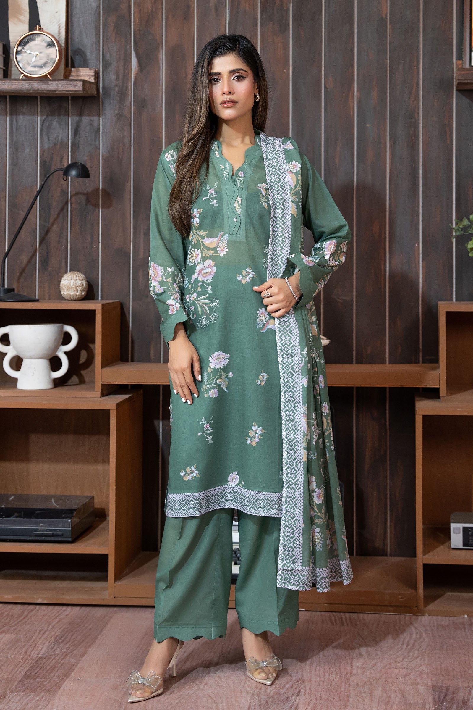 Hooker Green 3 Piece Unstitched Premium Printed Lawn Suit By Safa Noor Nigaah Collection Summer 2026 Main image