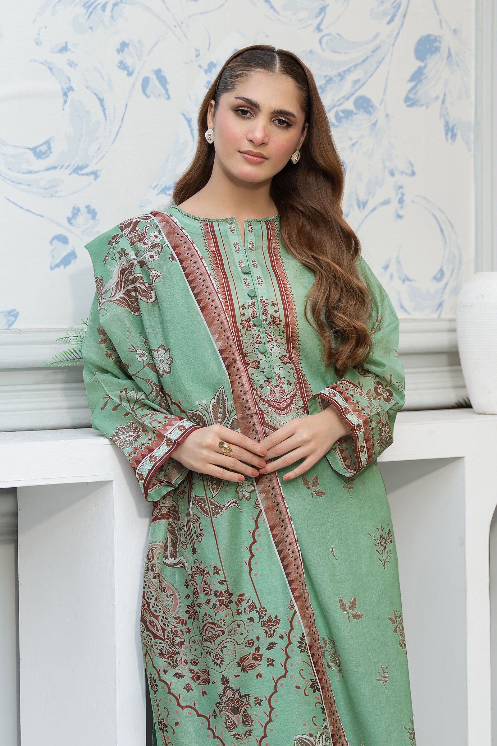 Laurel Green 3 Piece Unstitched Premium Printed Lawn Secondary image