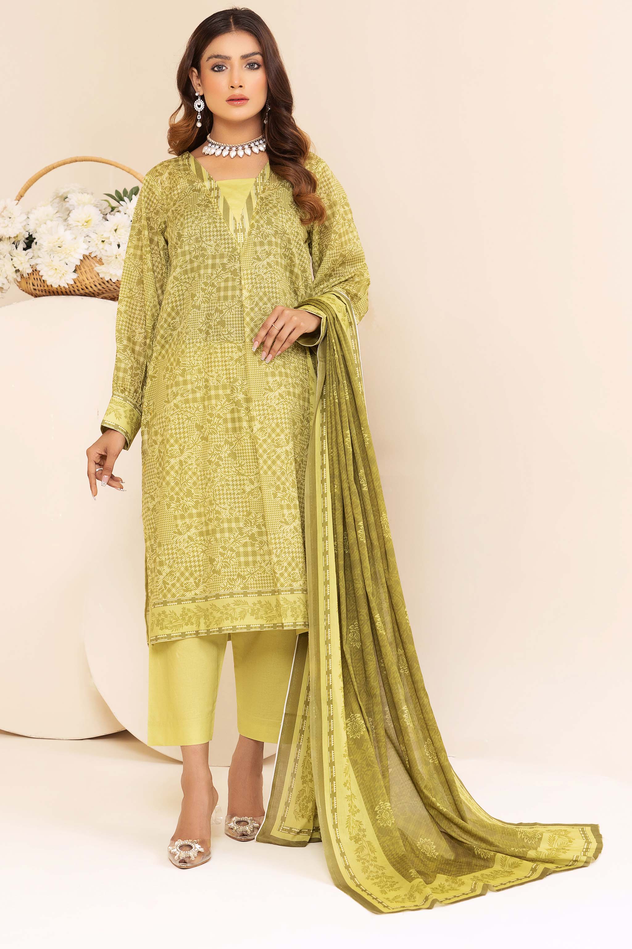 NIGAAR COLLECTION / 3PCS UNSTITCHED / PRINTED LAWN SUITS SUMMER 24 BY SAFANOOR