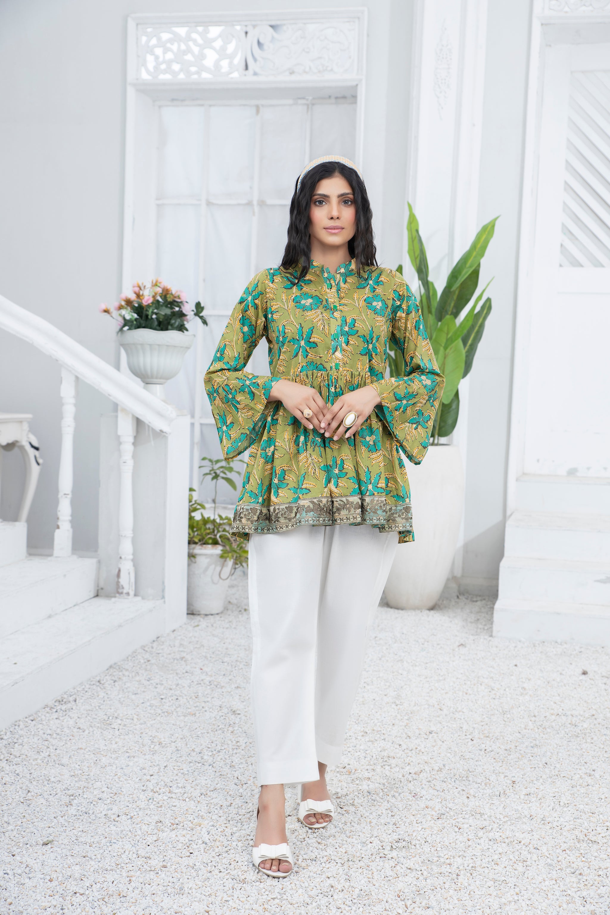 New Arrivals Unstitiched 1pcs embroidered lawn shirt gulzar summer 2023 by safanoor