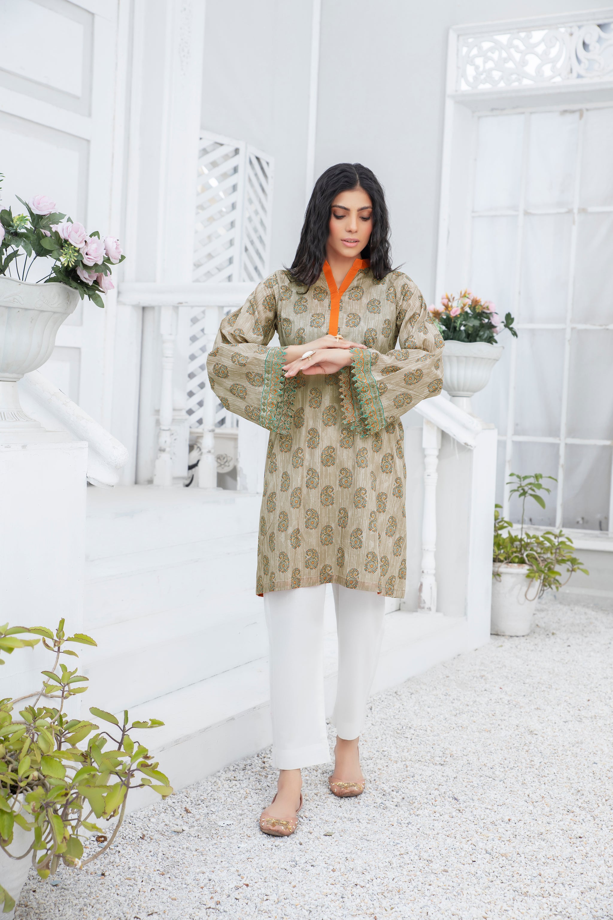 SHAB COLLECTION / 1PC / DIGITAL PRINTED EMBROIDERED LAWN SUMMER 2023 BY SAFANOOR