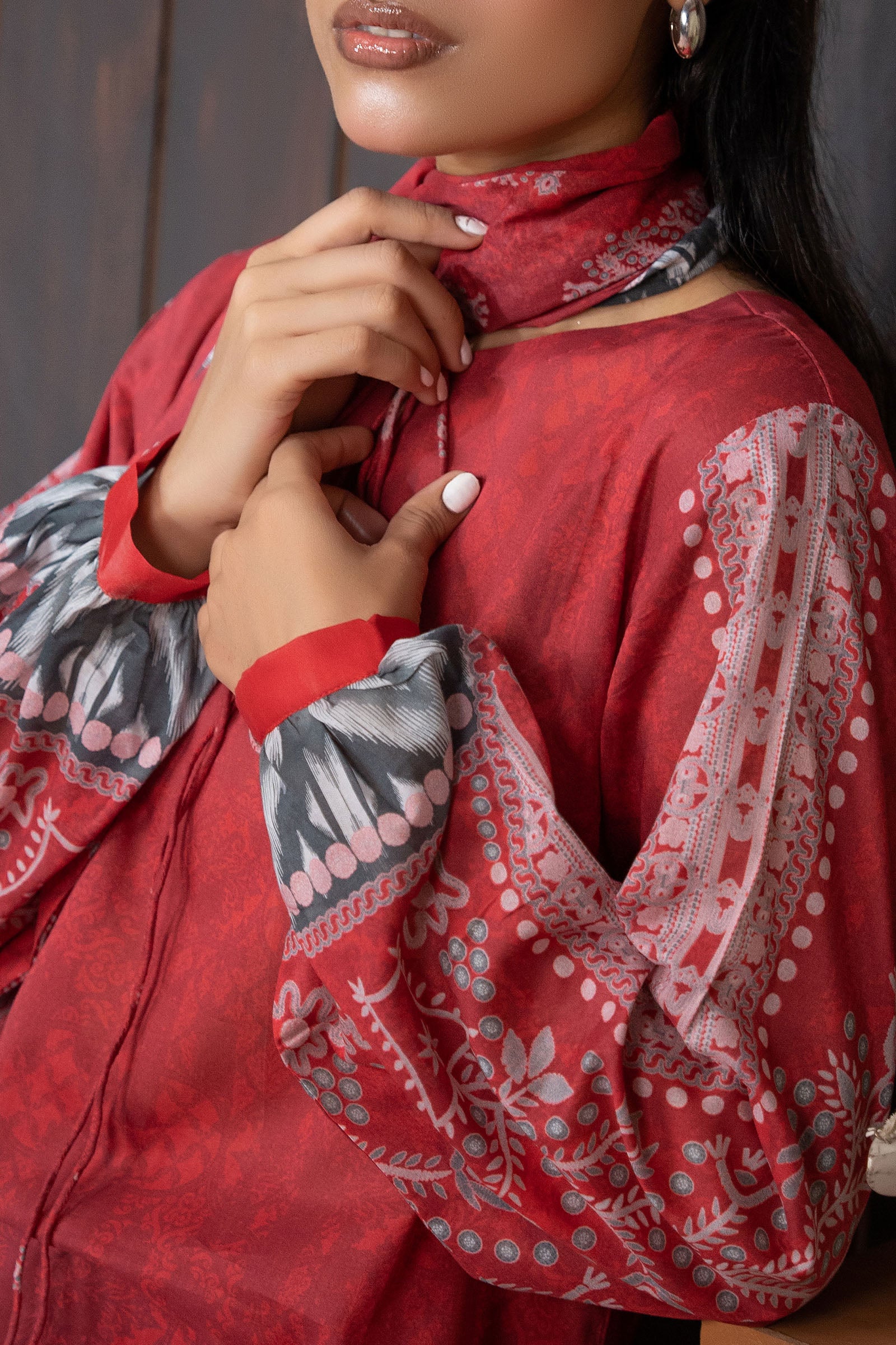 Red 3 Piece Unstitched Premium Printed Lawn Suit By Safa Noor Nigaah Collection Summer 2026