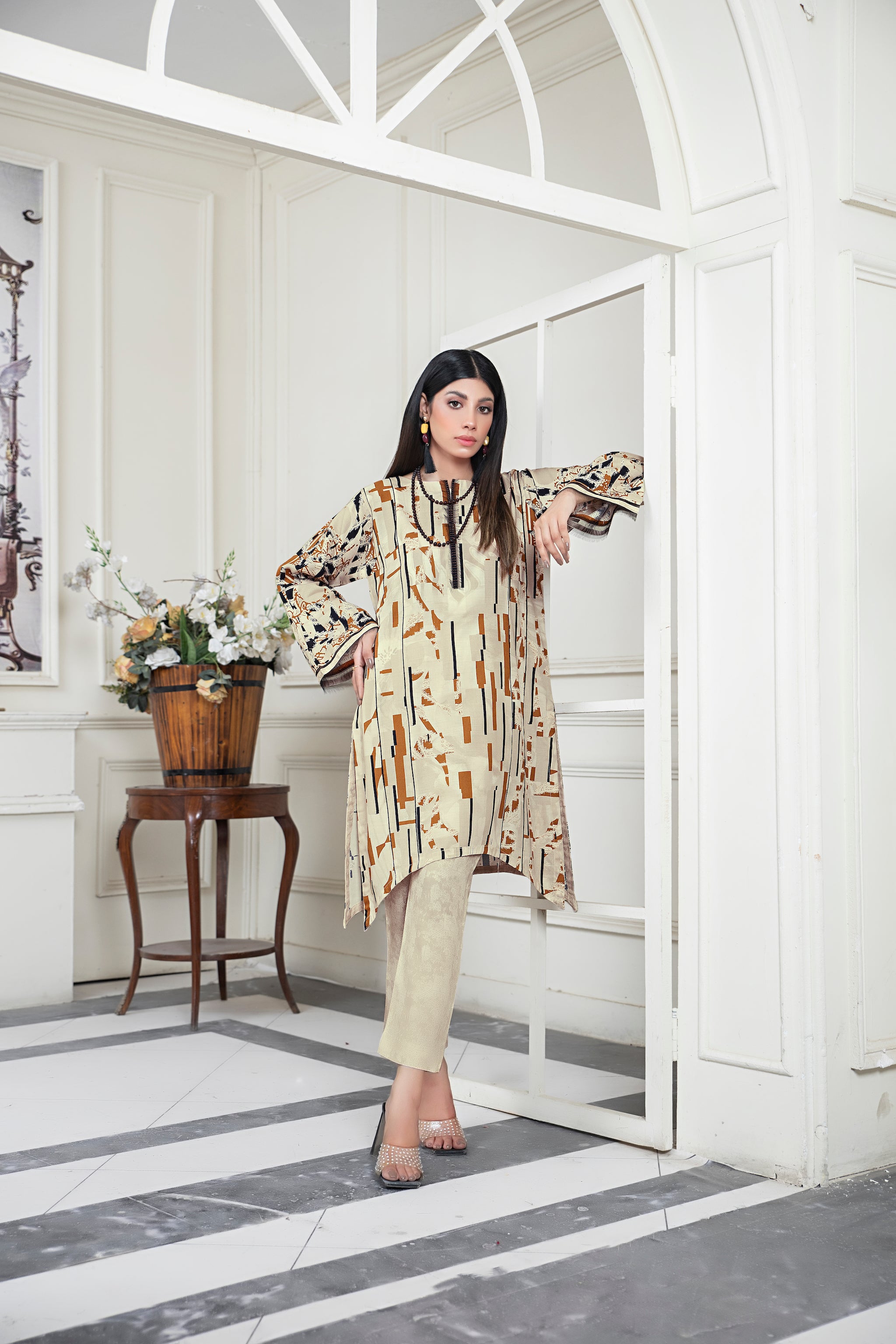 Safanoor 2pcs Unstitched Women Nureh Collection for Winter23