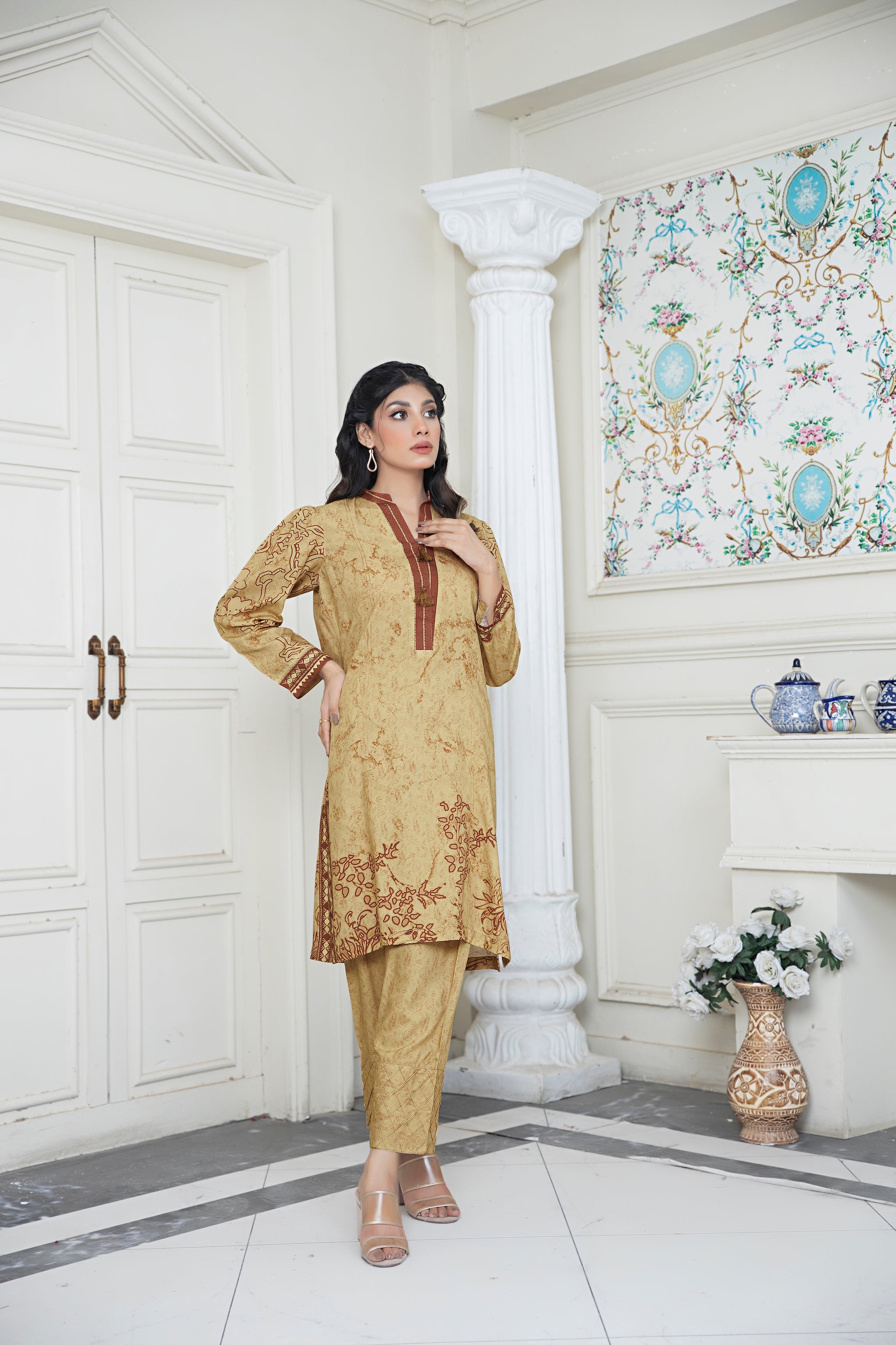 Safanoor 2pcs Unstitched Women Nureh Collection for Winter23