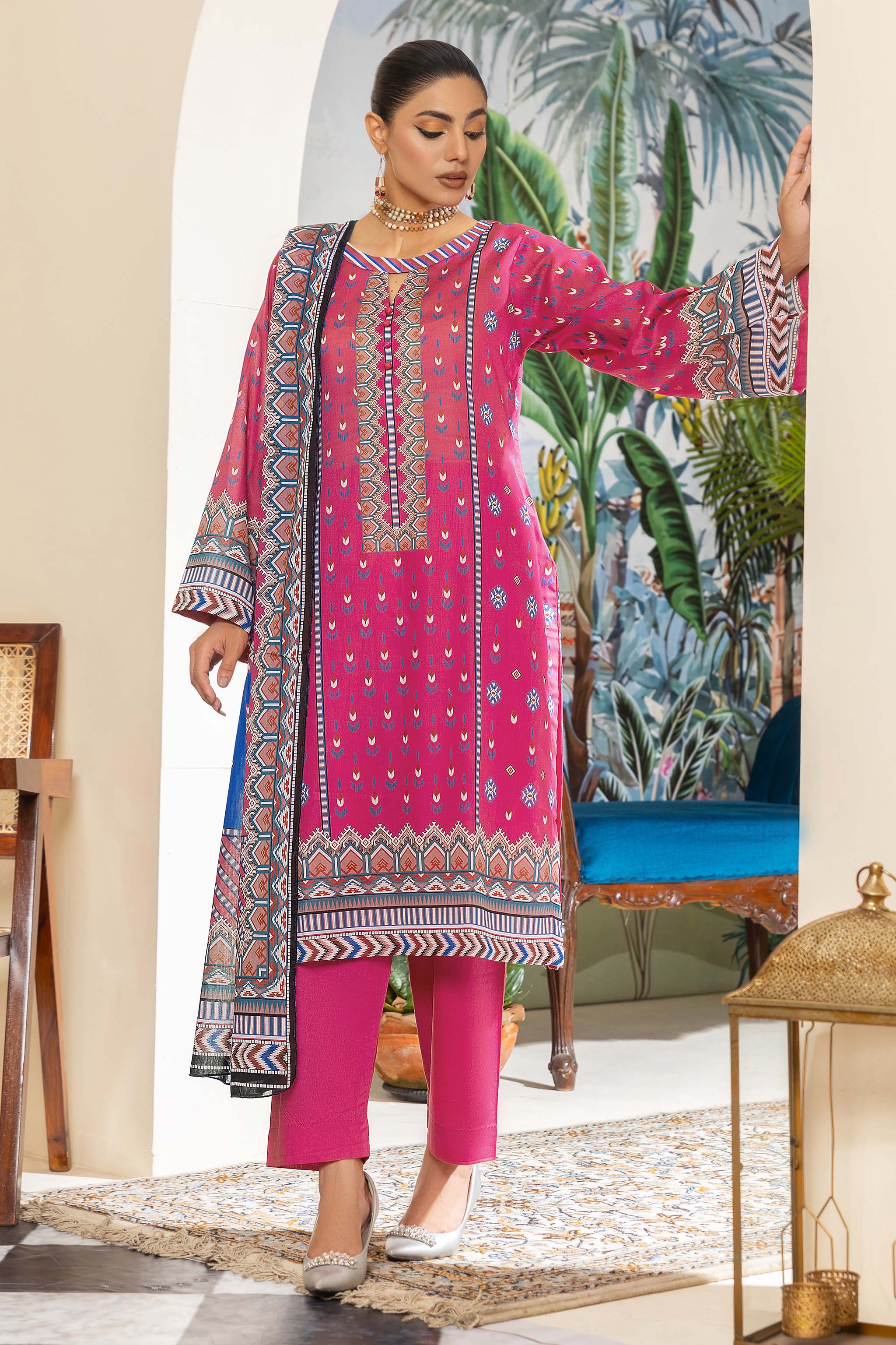 Unstitched 3 Piece Pink Printed Lawn - (Vol-75/17)3P-S-24-D-8  SAFANOOR