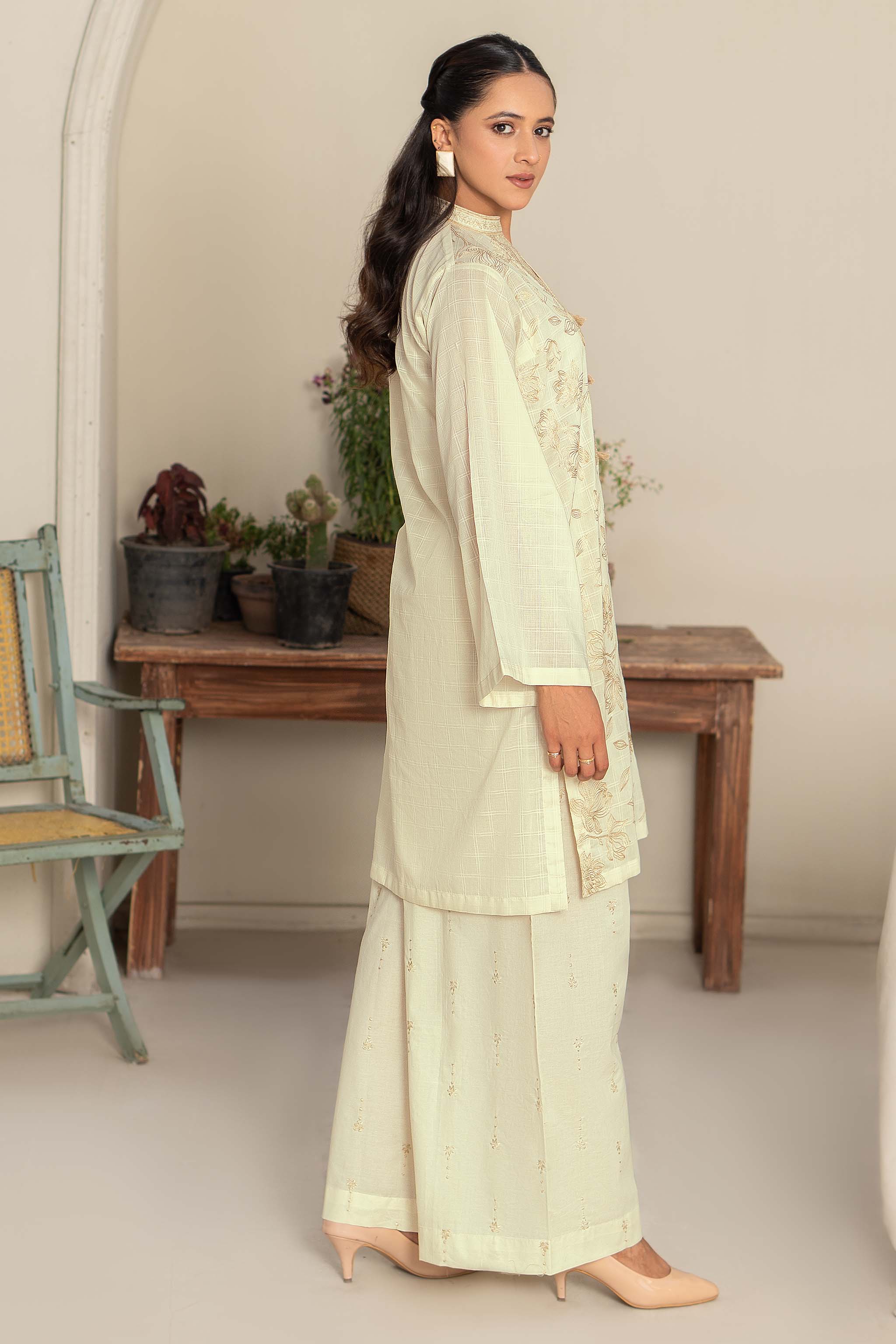 Unstitched Cream Embroidered Lawn 2 Piece - (Vol-26/03)2P-S-24-D-8 - SAFANOOR