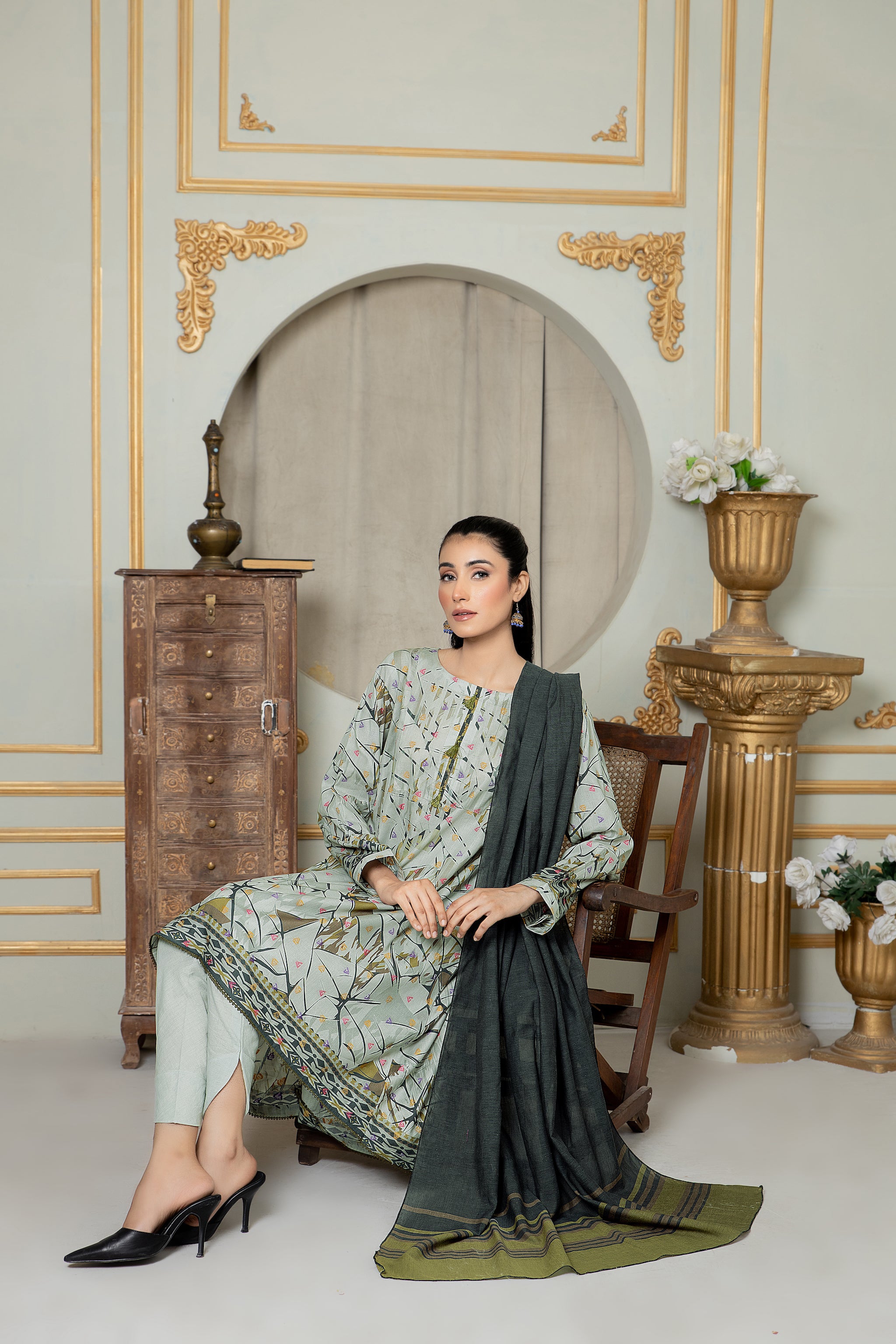 Unstitched Light Grey Jacquard Lawn 3 Piece - (Vol-68/01)3P-S-24-D-10 - SAFANOOR