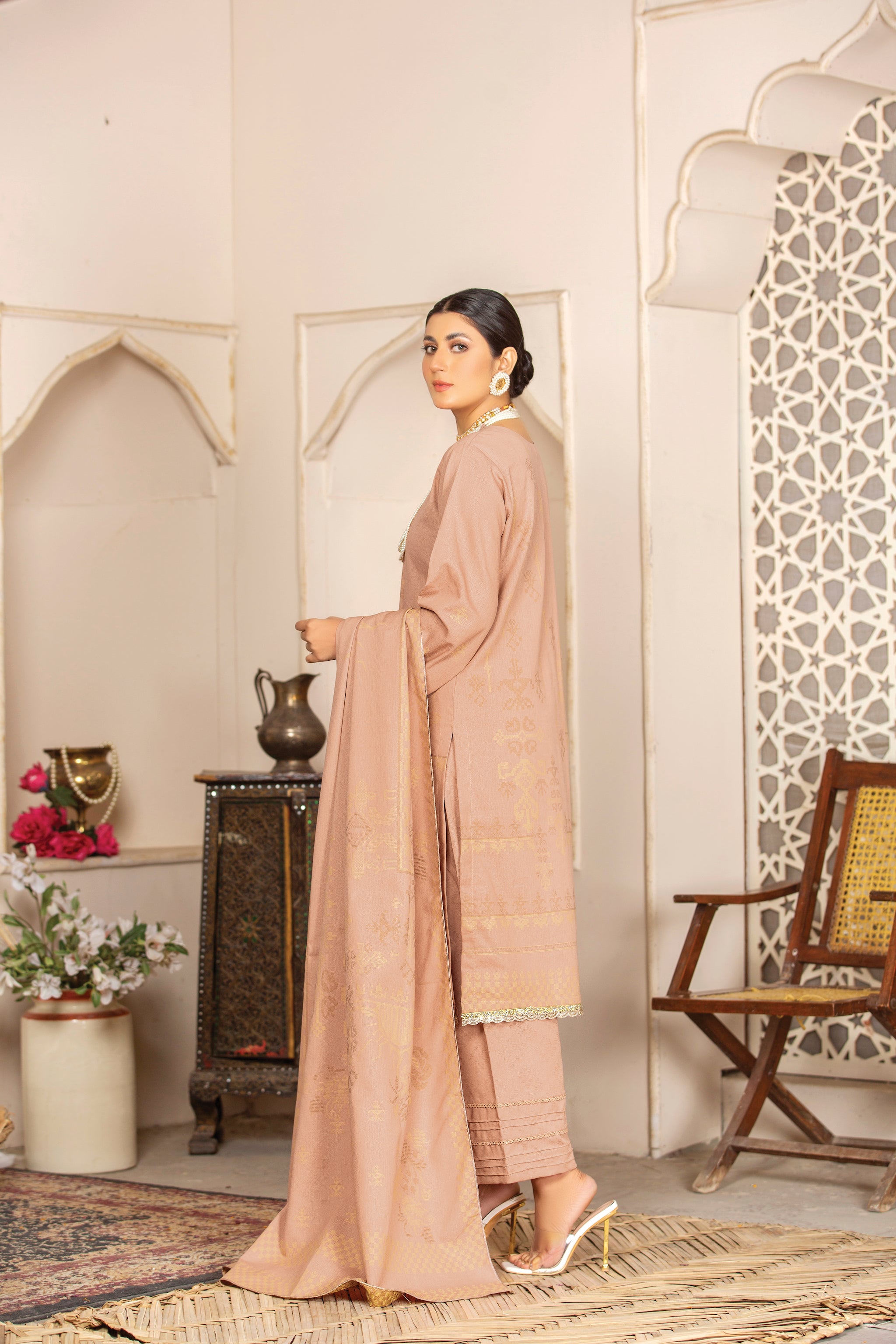 ROYAL DUSK COLLECTION / 3PCS / KARANDI UNSTITCHED WINTER 2022 NEW COLLECTION BY SAFA NOOR