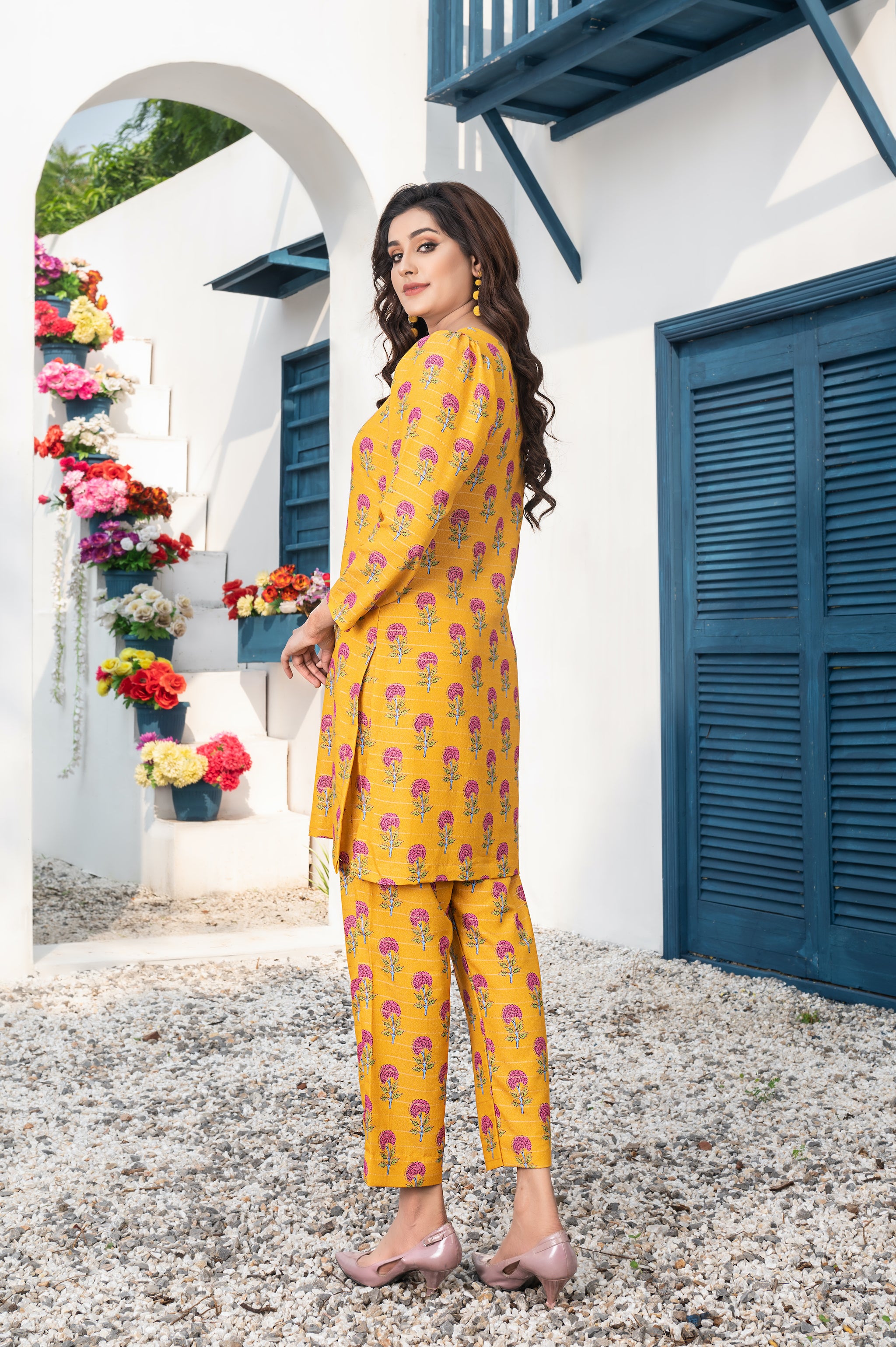 Feroza Collection Stripe Karandi Digital PrintTrouser winter 2022 2 pcs unstitched by safa noor